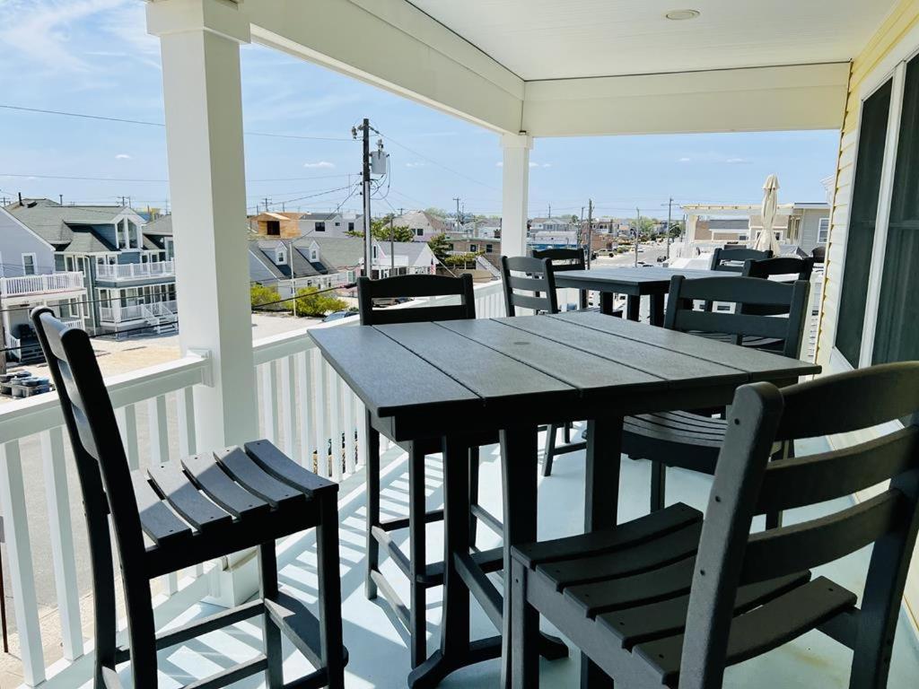 Nice Home In Ship Bottom With 3 Bedrooms, Private Swimming Pool And Wifi view 4