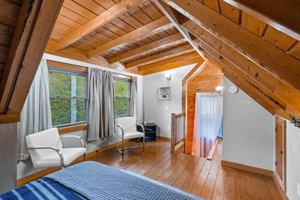 Nolin Cabin Experience w/ Hot Tub view 3