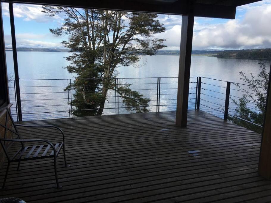 Orilla Lago Calafquén Muelle Privado