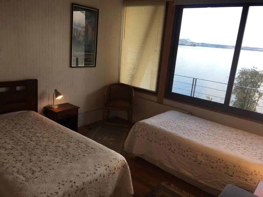 Orilla Lago Calafquén Muelle Privado