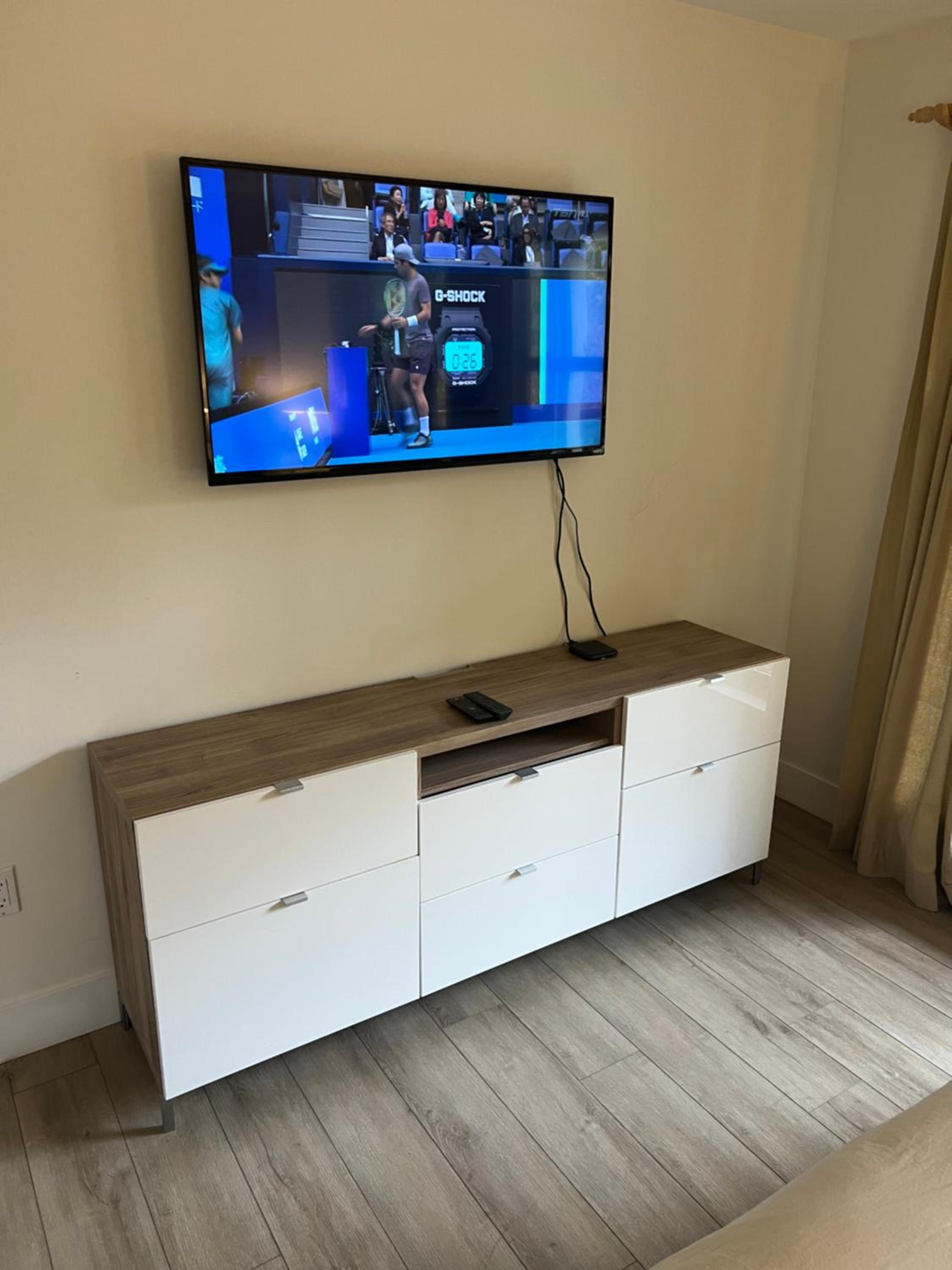 Beautiful 1BR 1BA Apartment at NORTHSTAR-Whistler, BC