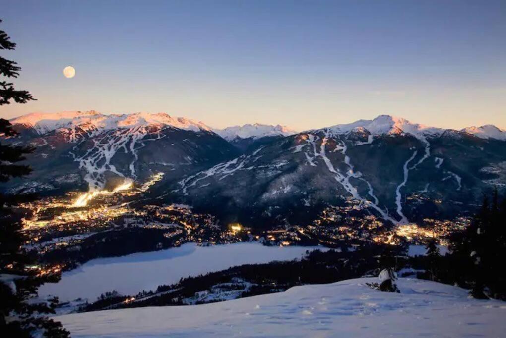 Beautiful 1BR 1BA Apartment at NORTHSTAR-Whistler, BC
