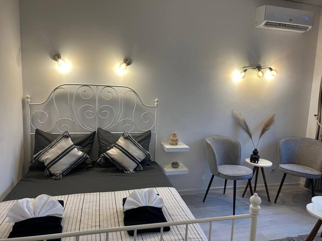 Pirostka Vintage Room