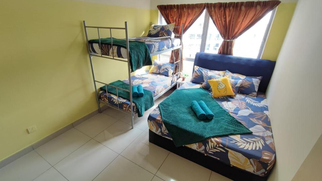 YOLO Budget CONDO KL NETFLIX WIFI