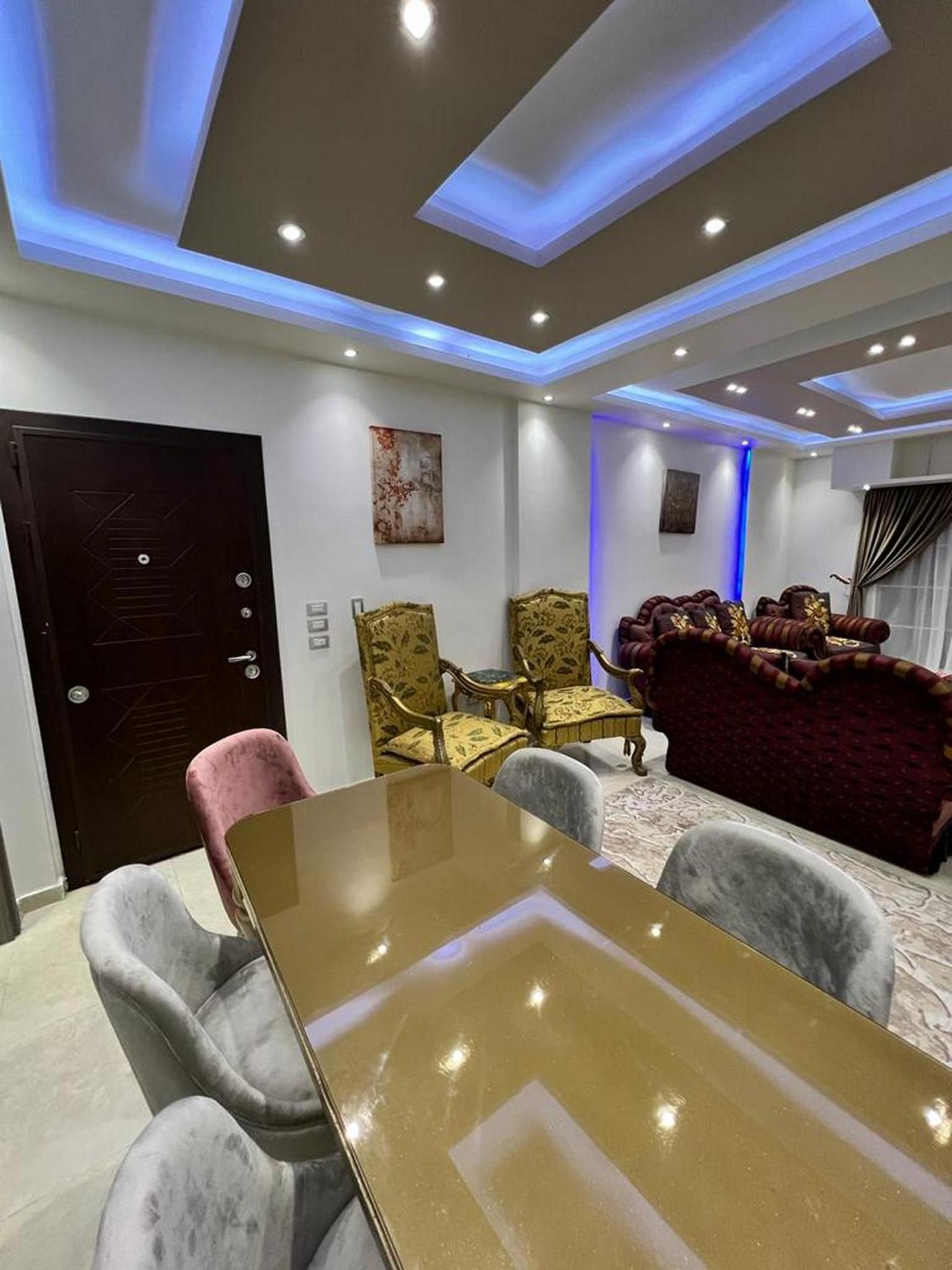 Paradise Golden Gates for families only