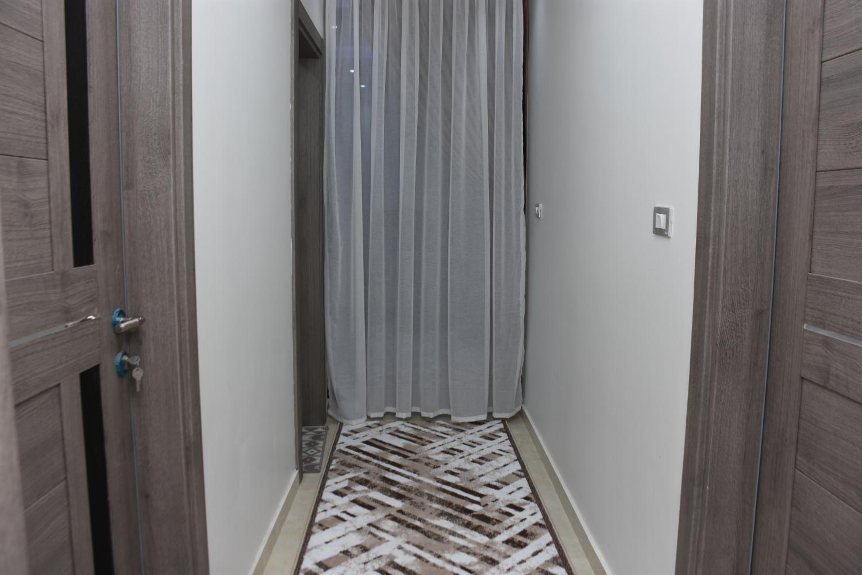 Paradise Golden Gates for families only