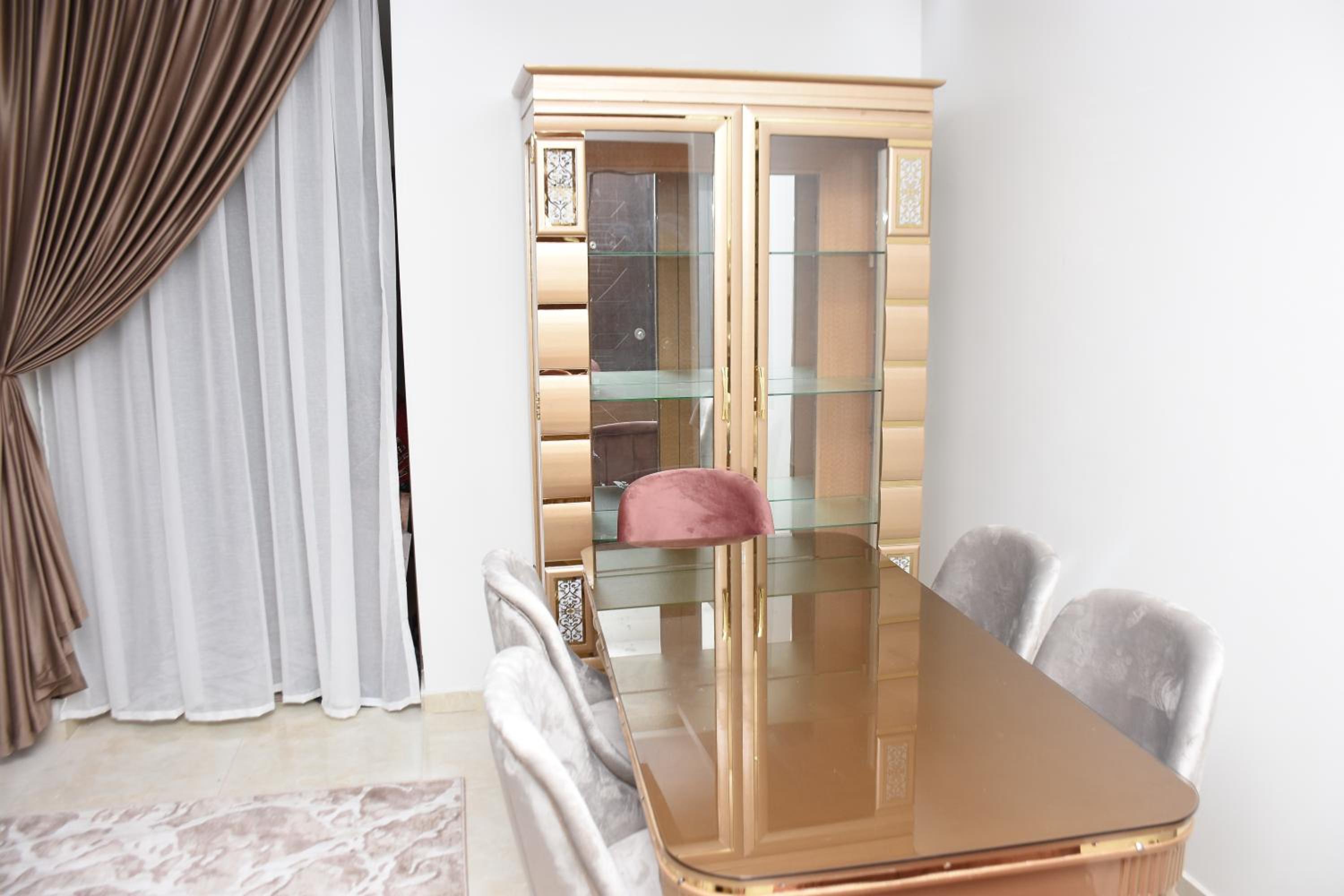Paradise Golden Gates for families only