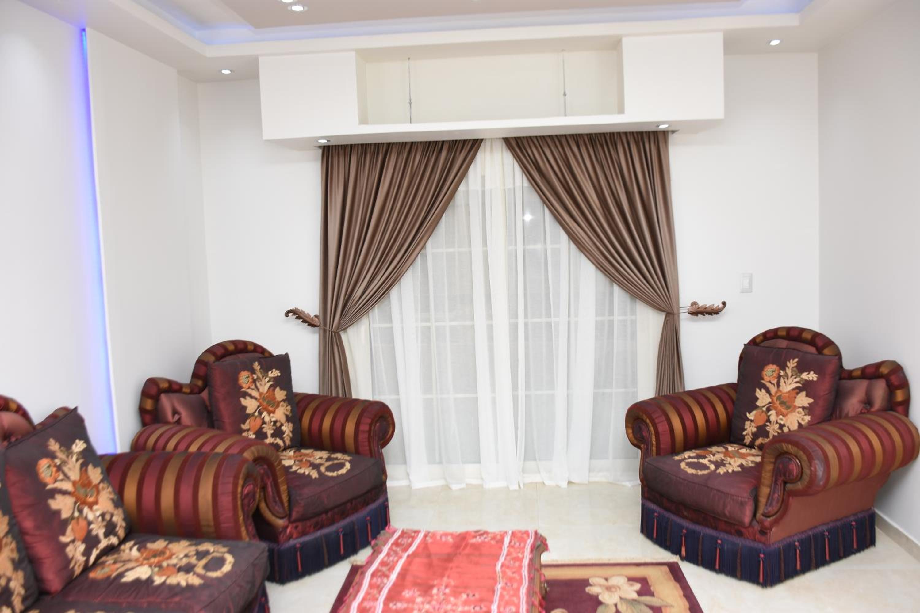 Paradise Golden Gates for families only