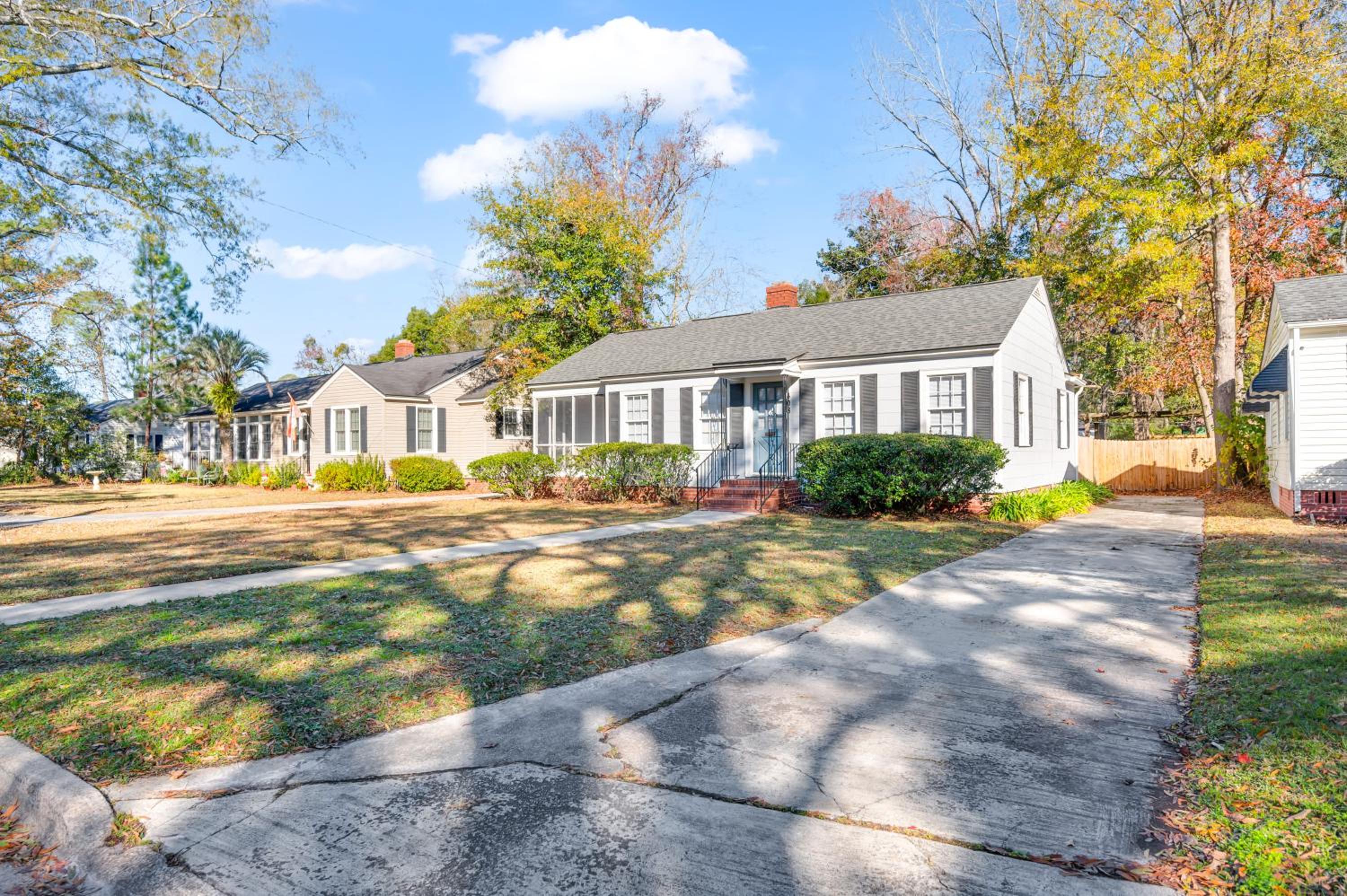 2br Cozy House On Columbus Drive view 5