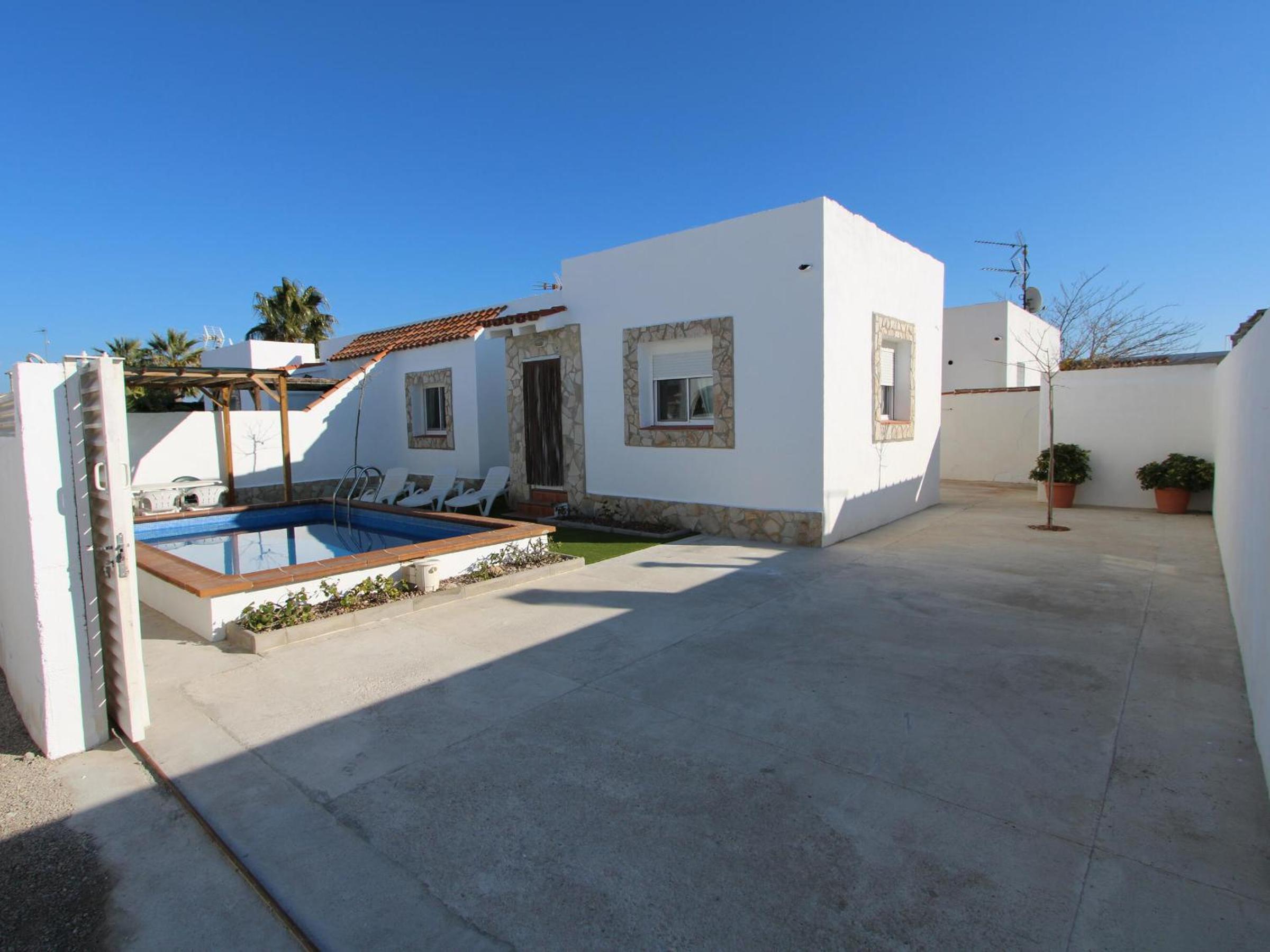 Casa familiar cerca del mar con piscina privada, WiFi, aire acondicionado, admiten mascotas - ES-184-47 view 4