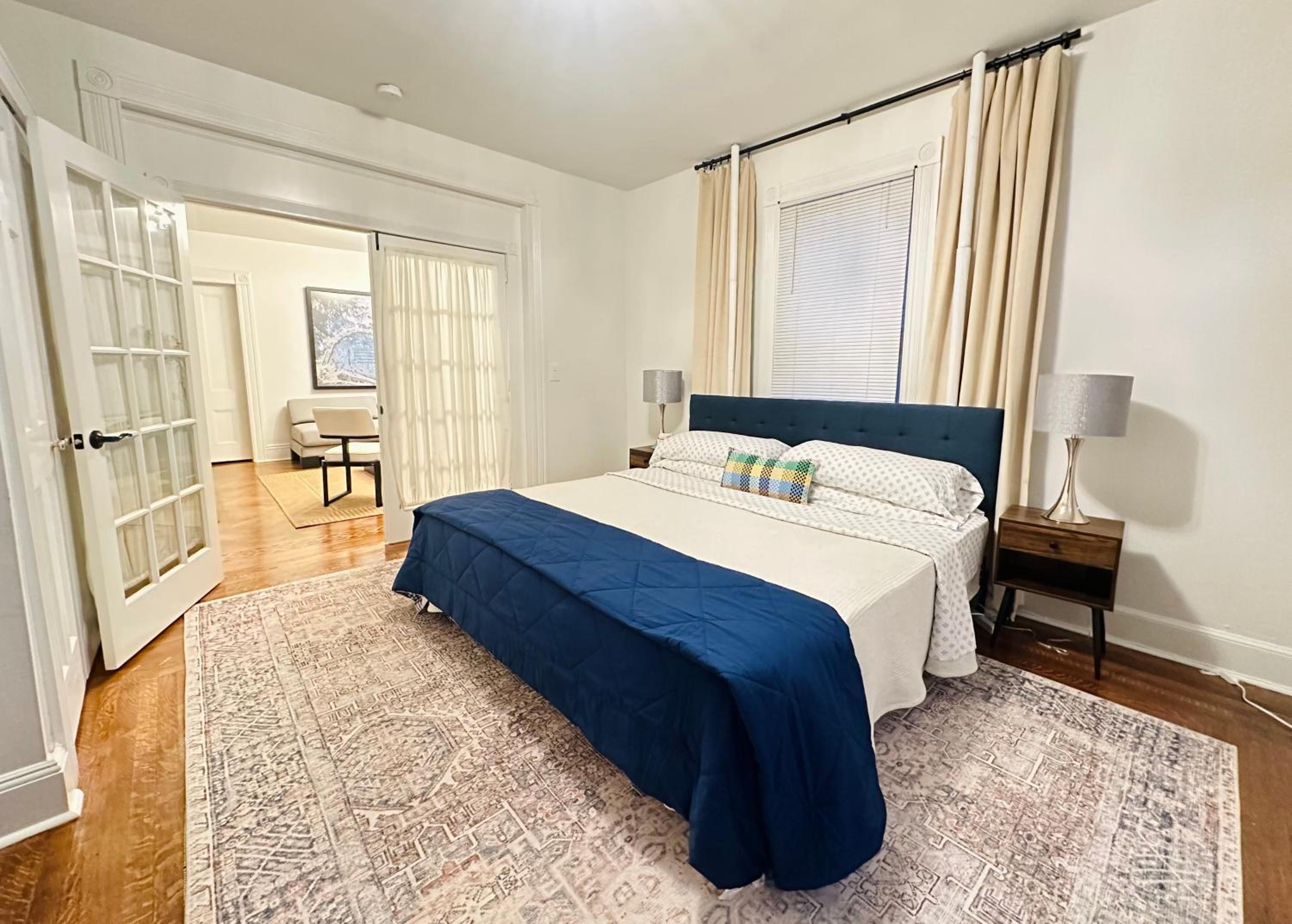 Norwalk Vacations - Beautiful 2BR apt in Beach community, Close to Train and hwys! ONLY 1 hr to NYC! - Property Image 11
