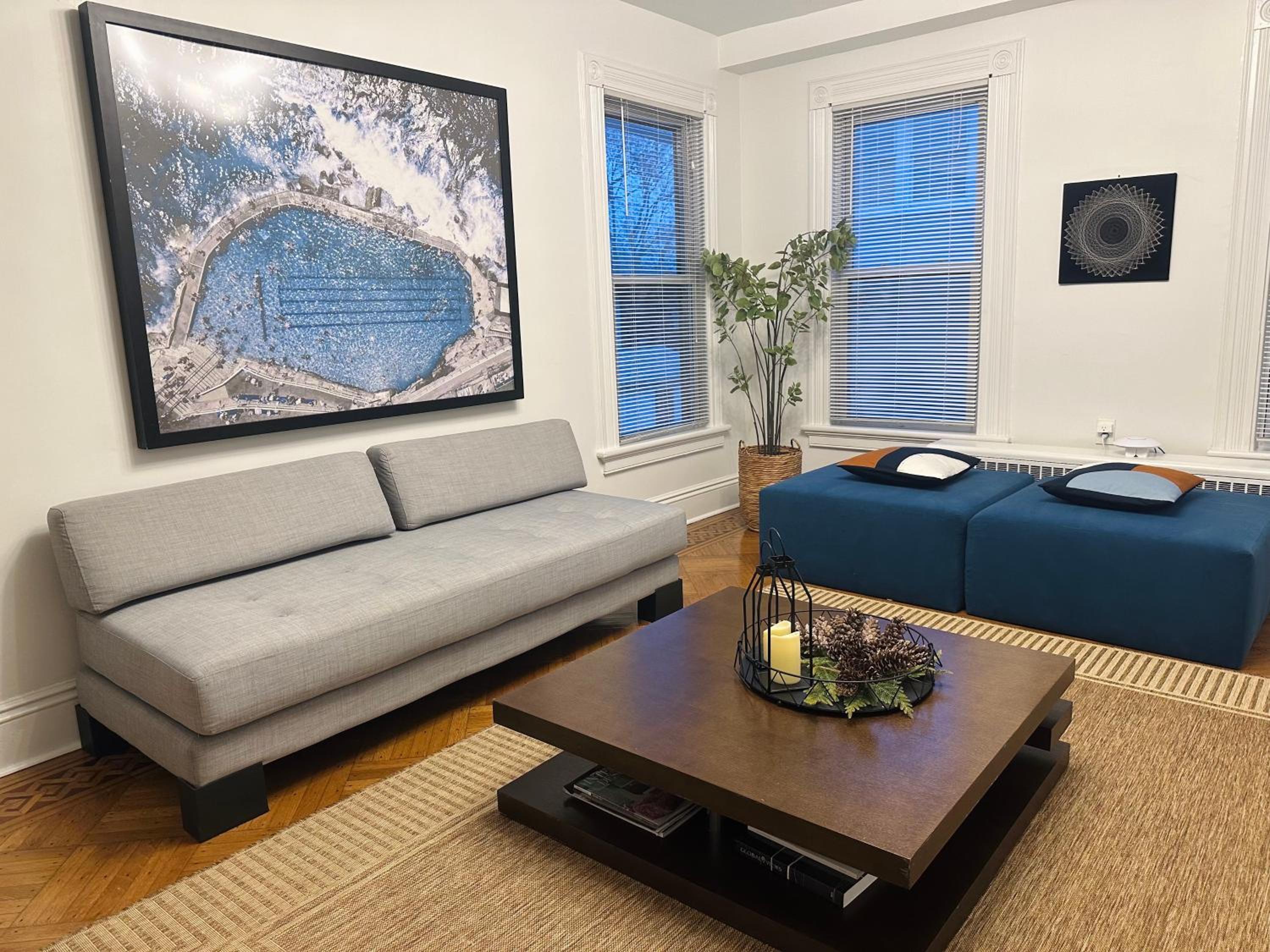 Norwalk Vacations - Beautiful 2BR apt in Beach community, Close to Train and hwys! ONLY 1 hr to NYC! - Property Image 1