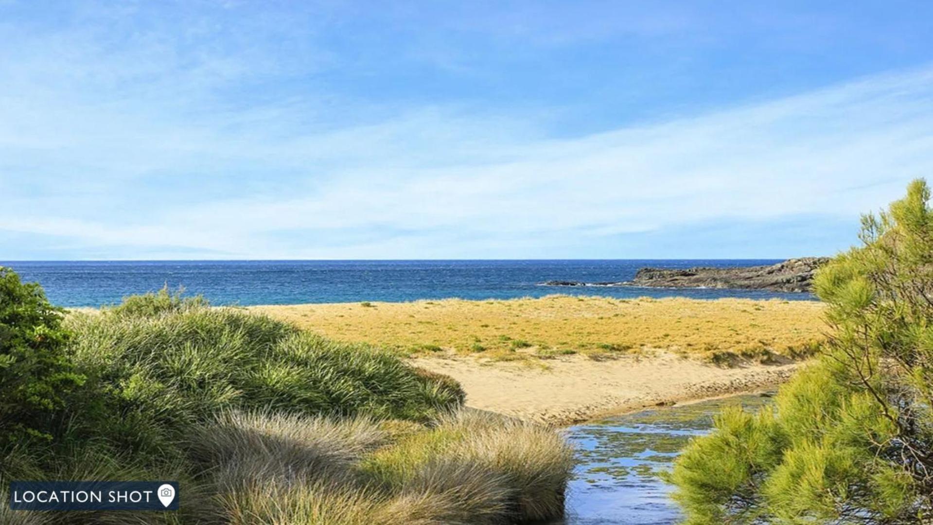 Kendalls Beach Escape view 3
