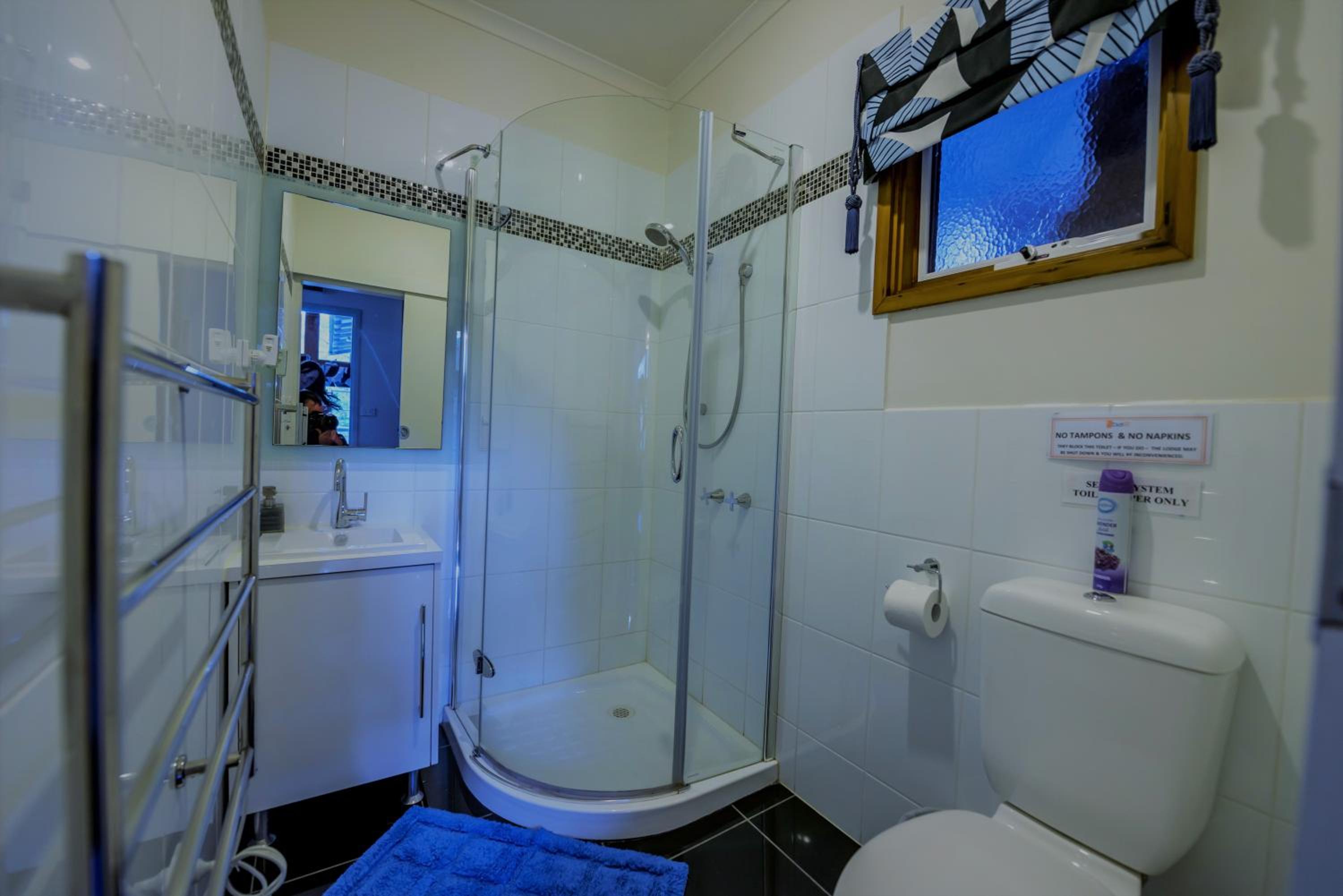 Tanjil Creek Lodge