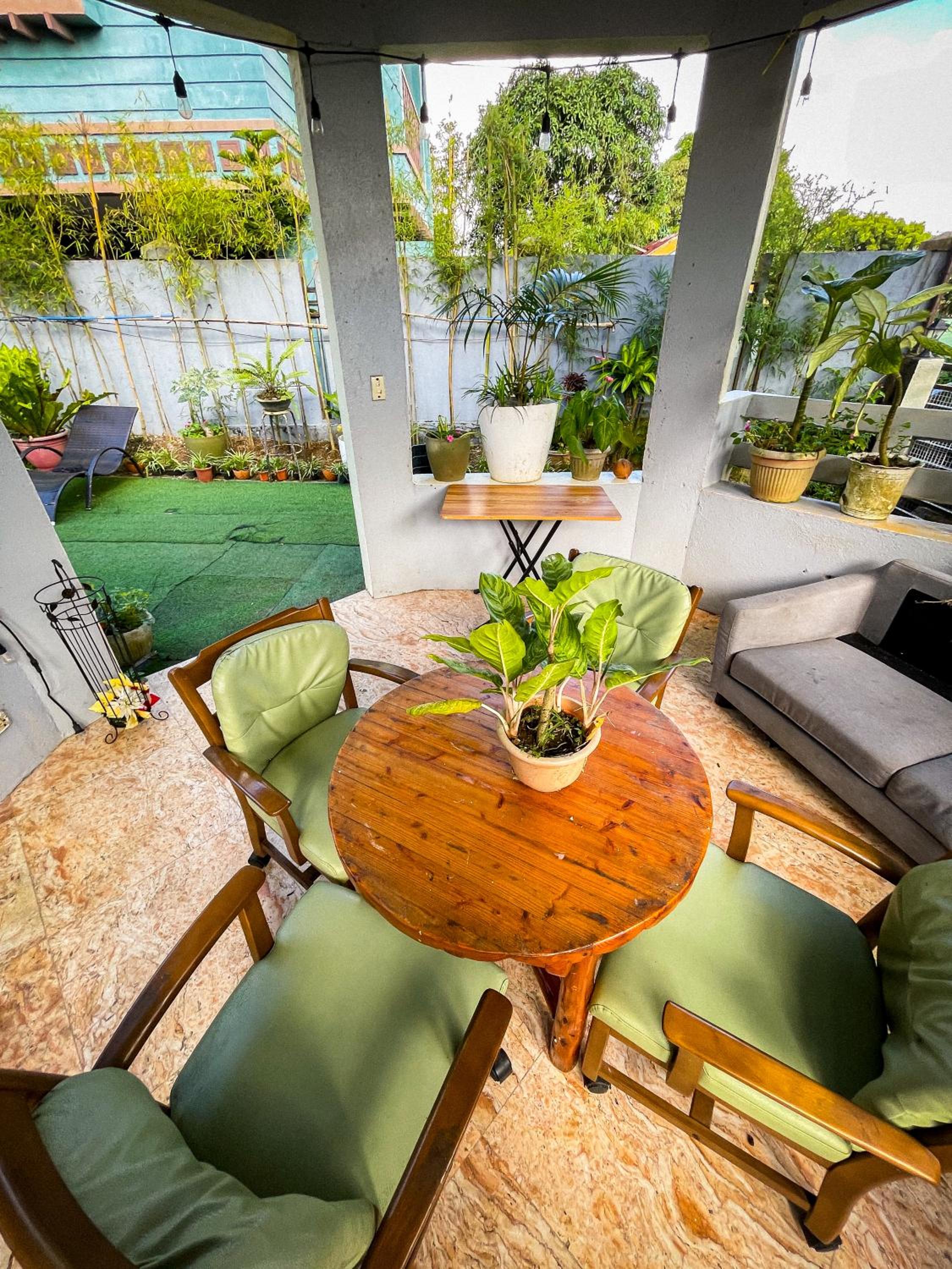 The Breeze View Lodge - Tagaytay