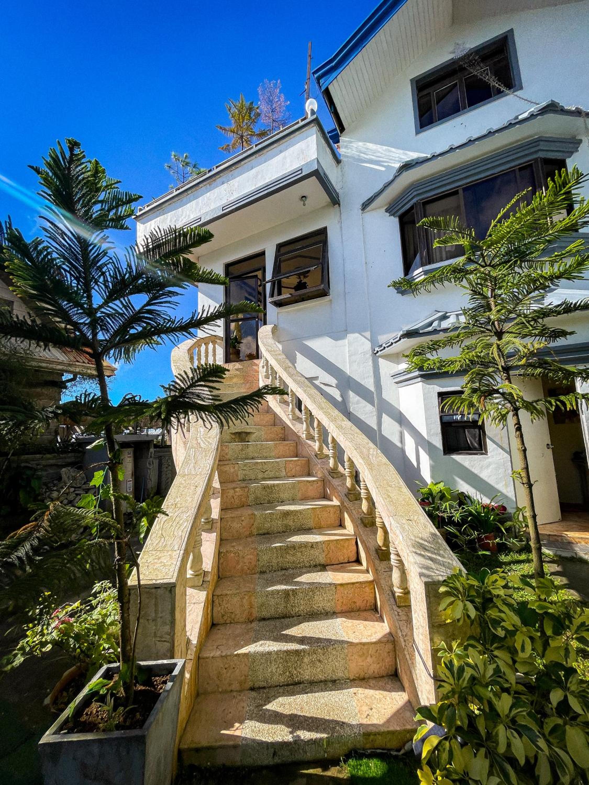 The Breeze View Lodge - Tagaytay