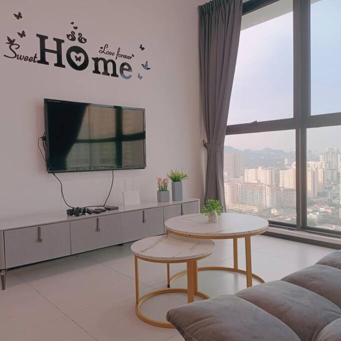 Veneto Penang homestay 2BR with infinity pool