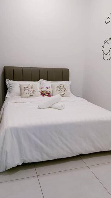 Veneto Penang homestay 2BR with infinity pool