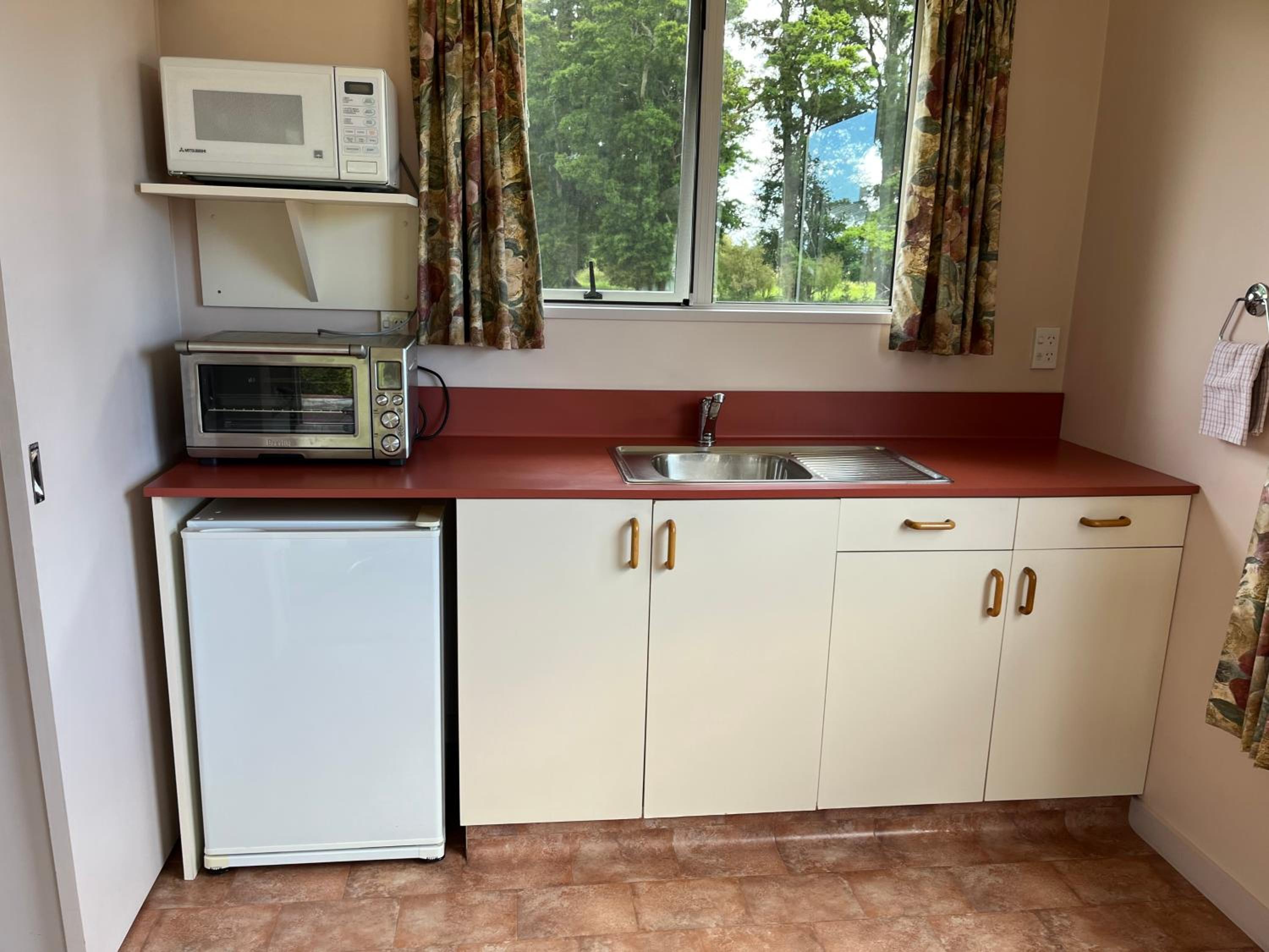 Carrickfergus Cottage Unit 1 view 2