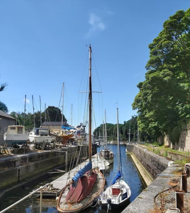 Peaceful marina-side house in north Wales view 4