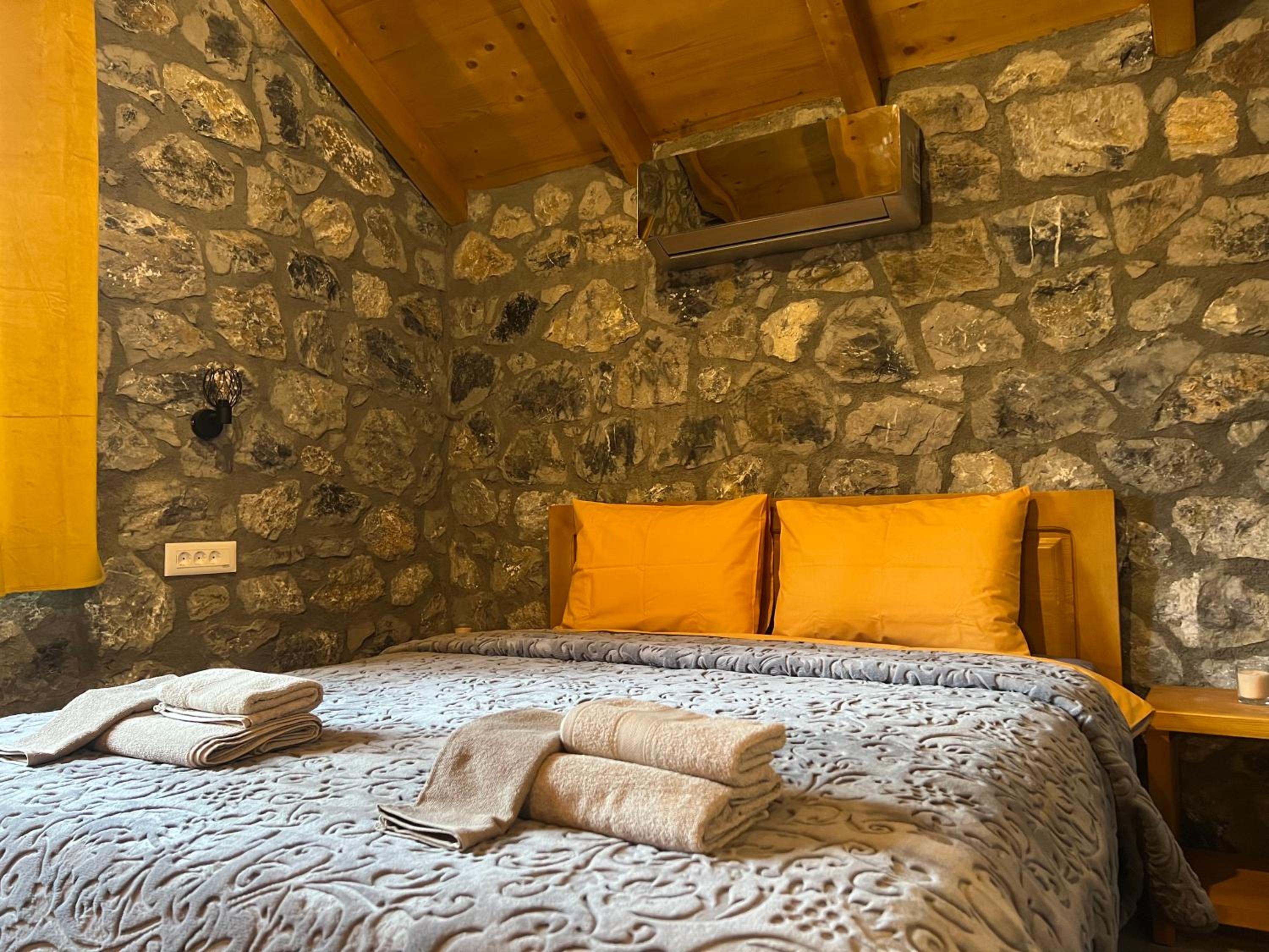 Cottages Serdar
