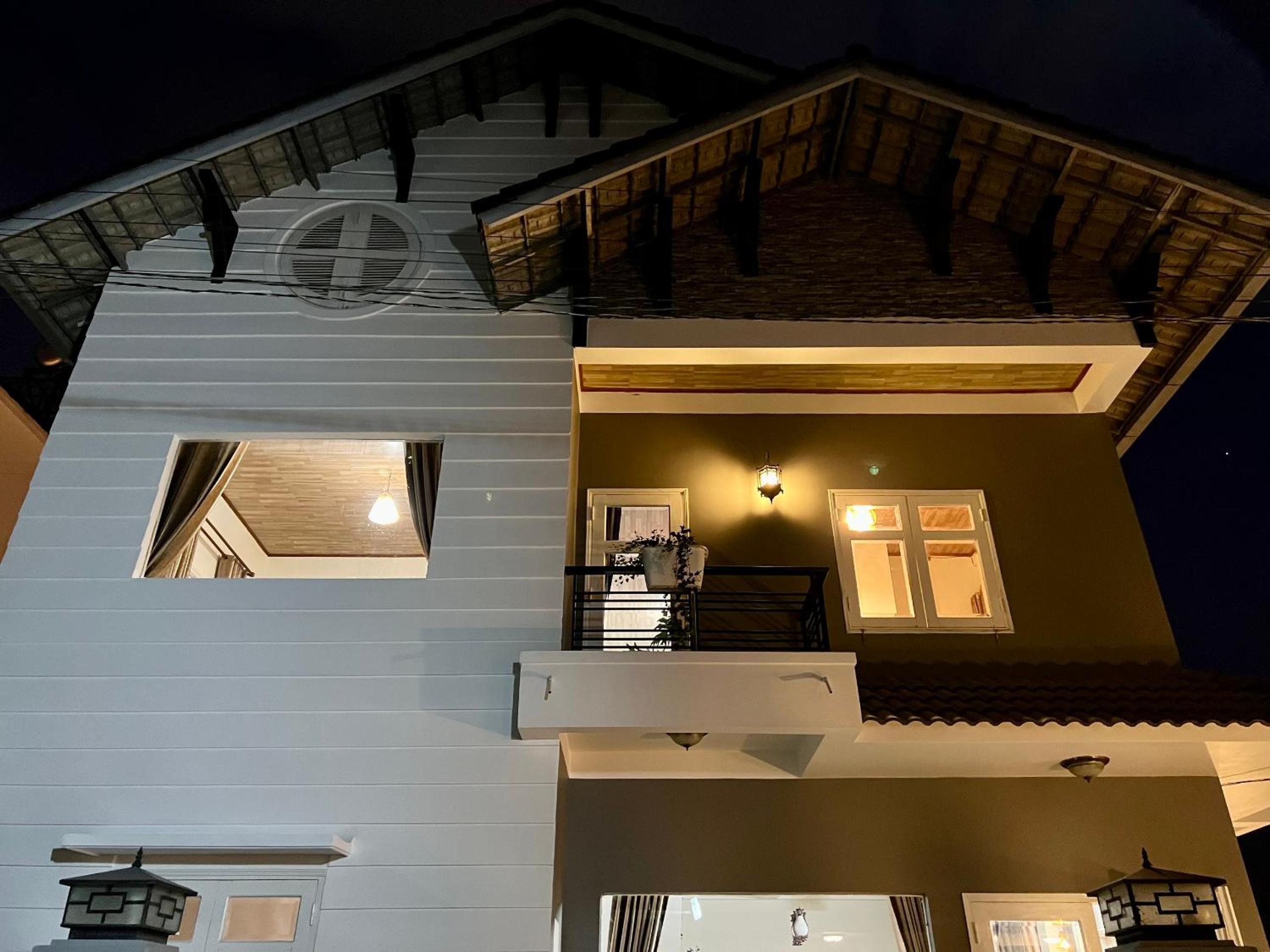 U'sHouse view 4