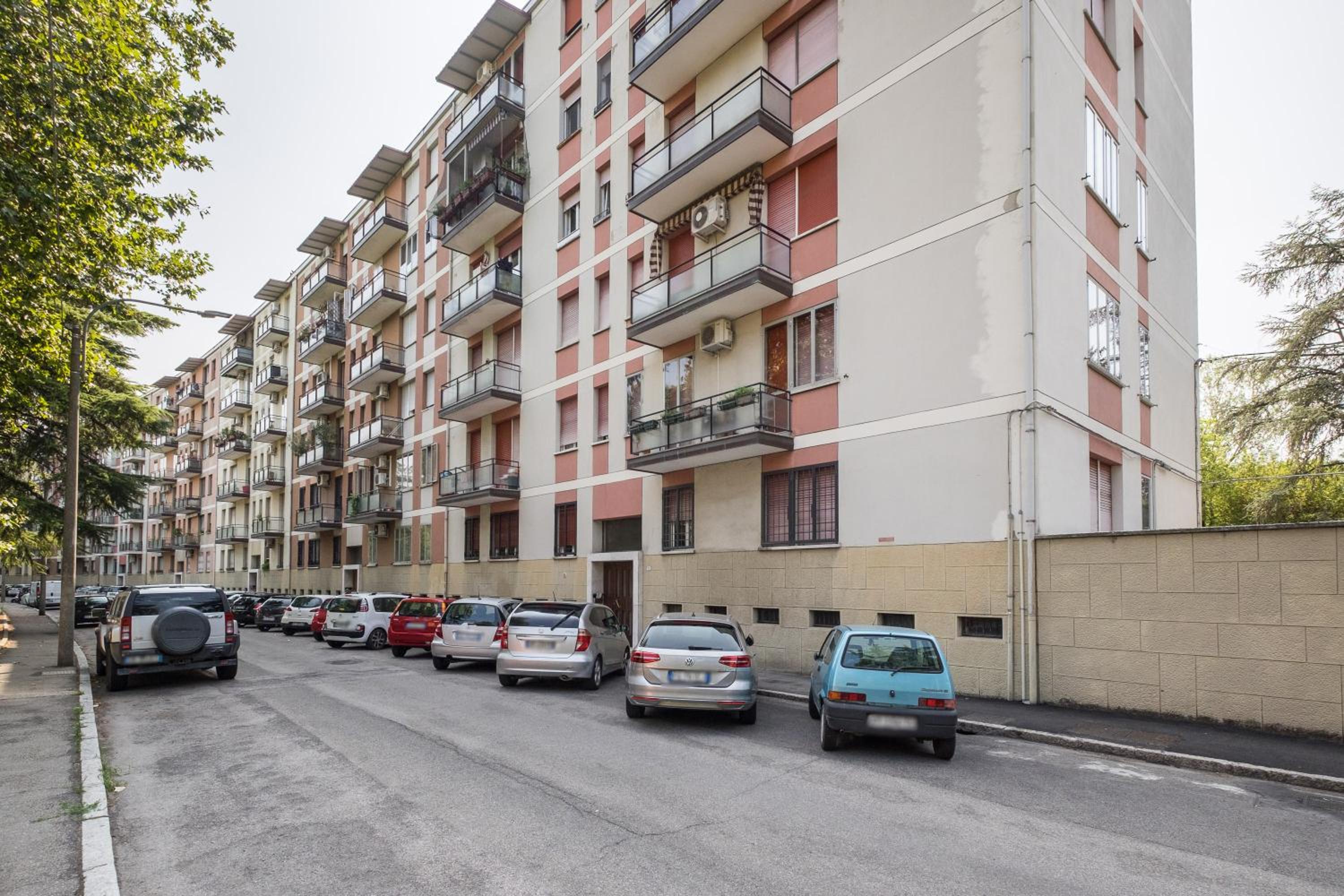 Bologna Accommodation Fiera 2 Checkin Automatico - Aperti H24