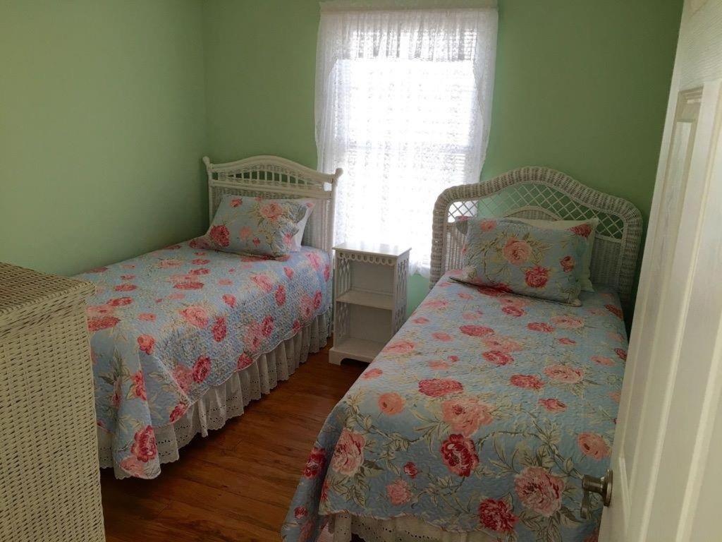 Very Nice Oceanside Rental! view 4