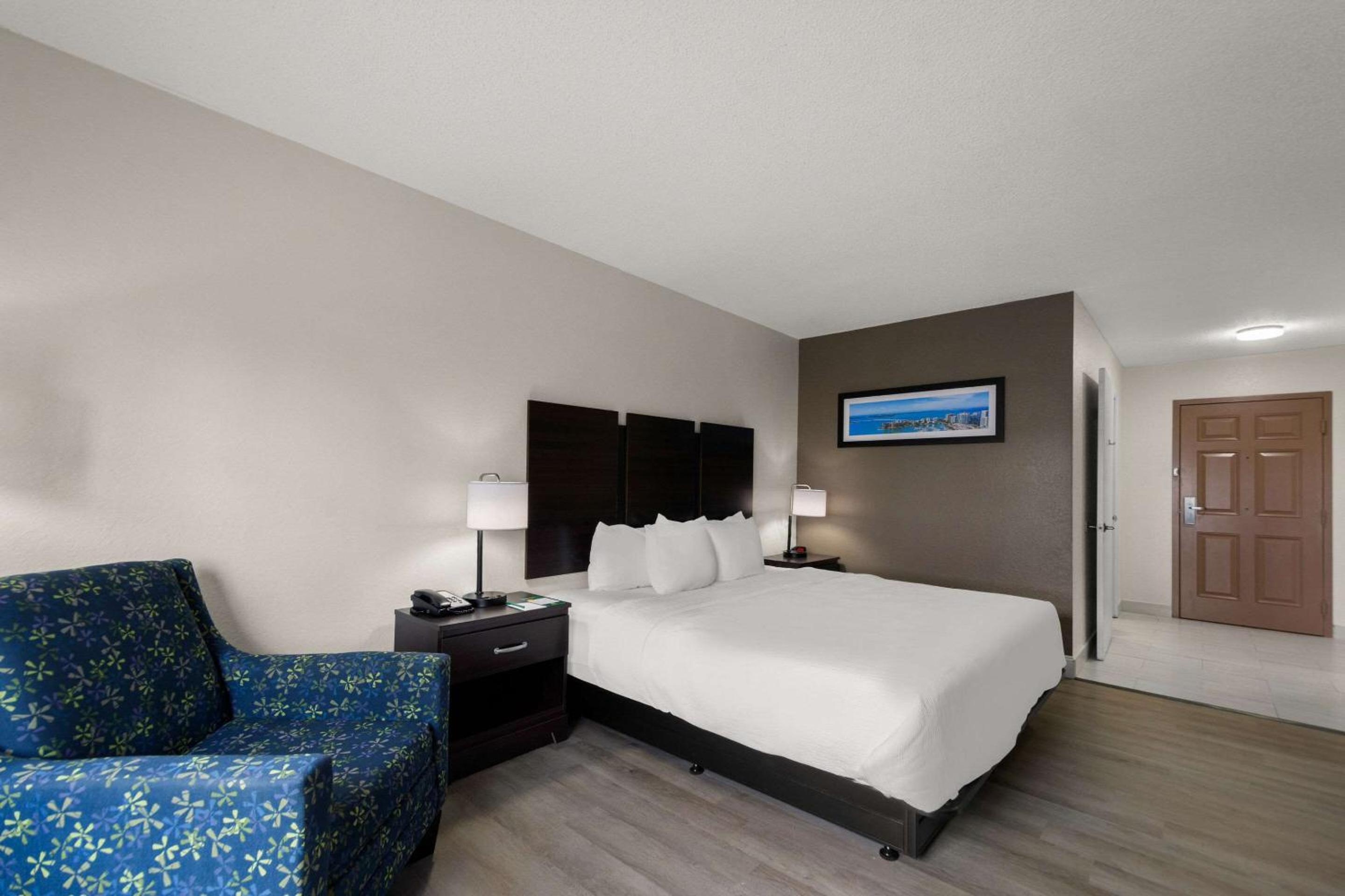 Quality Inn Sarasota I-75 - Property Image 34