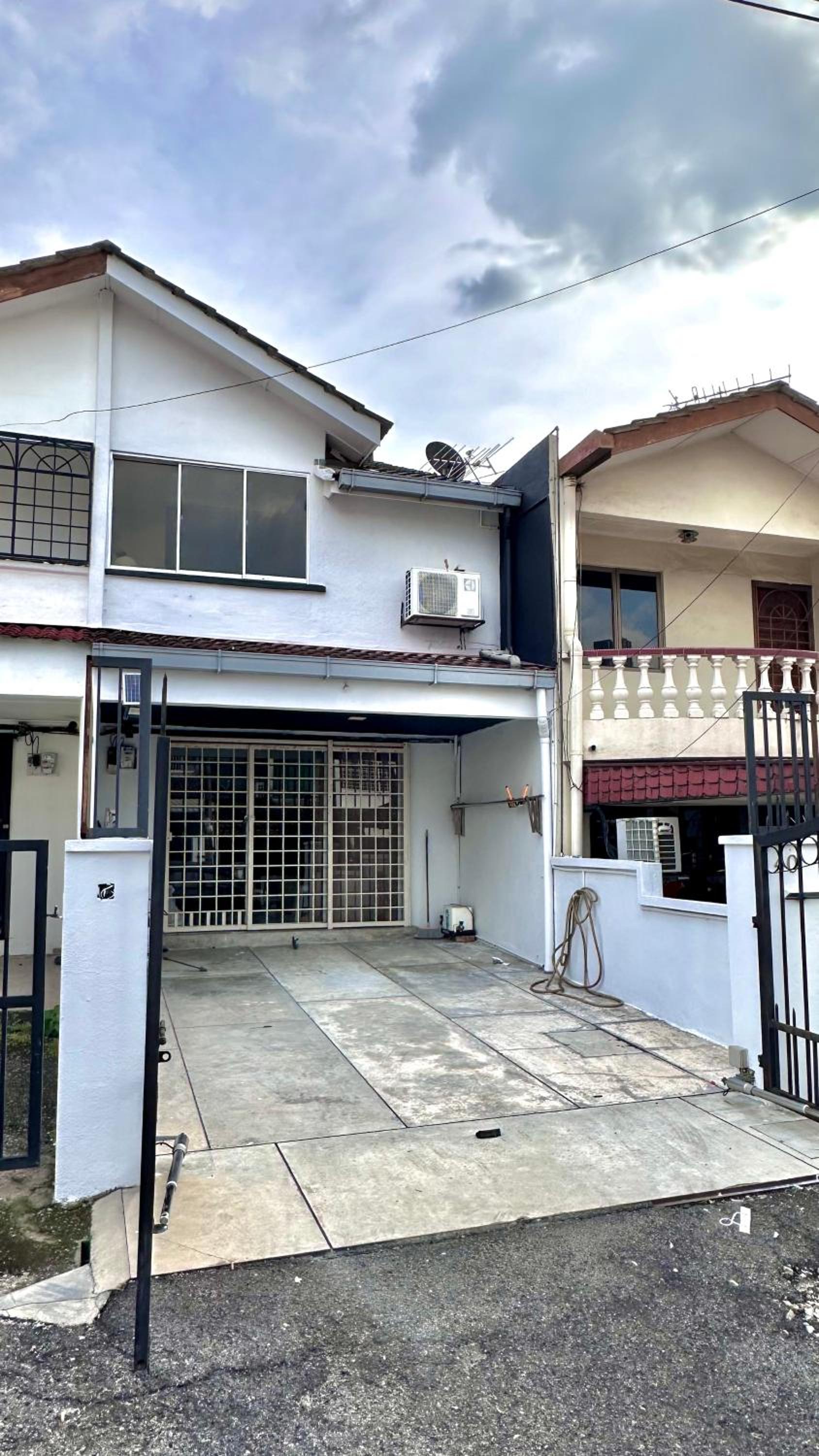 landed property beside MRT EkoCheras and near KLCC