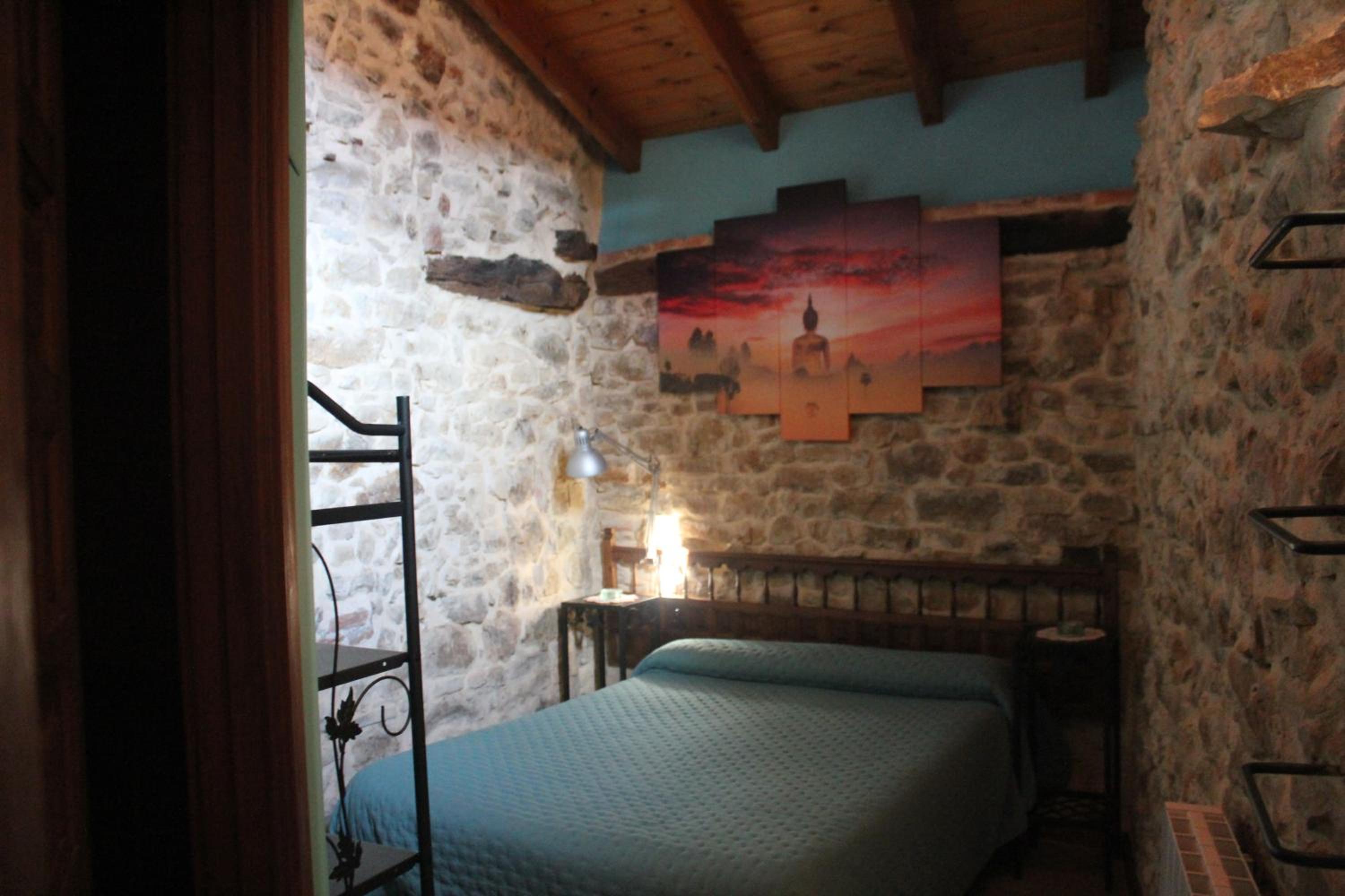 Conjunto Rural la Tejedora. Albergue y estudios familiares.