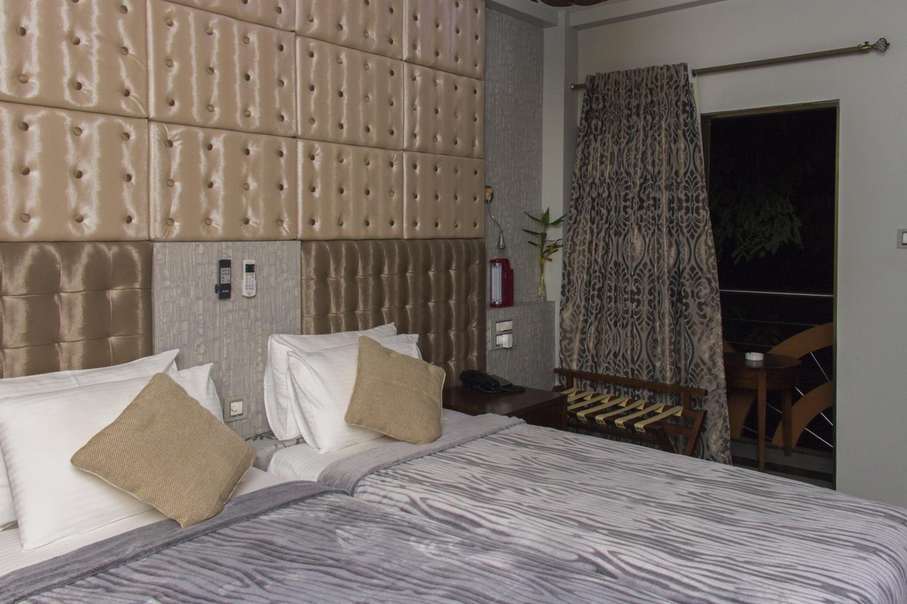 Newtown Inn