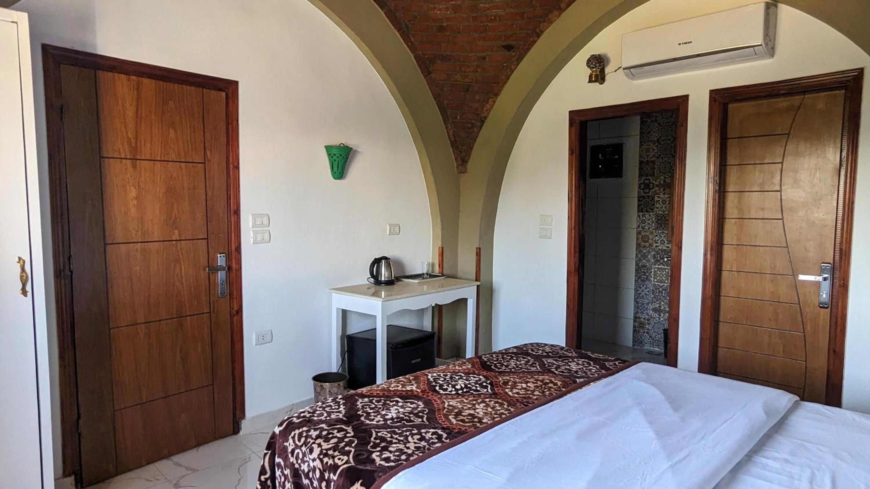 Yasmine Guest House