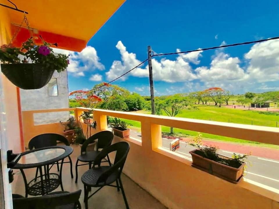 Sun & Earth Villa