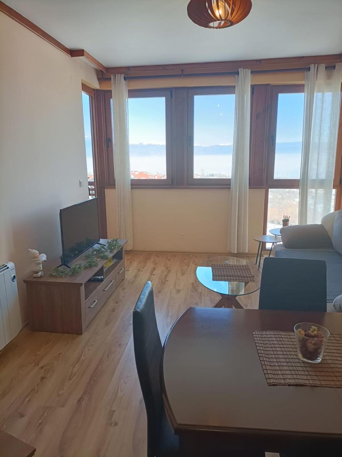 Private Apartment Maxim view 2
