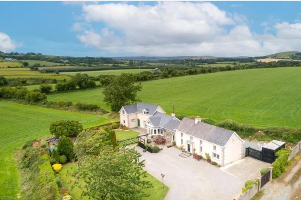 Sweet Lamb Farmhouse