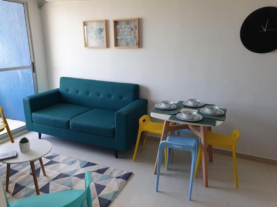 Acogedor Apto en piso 22 vista al mar