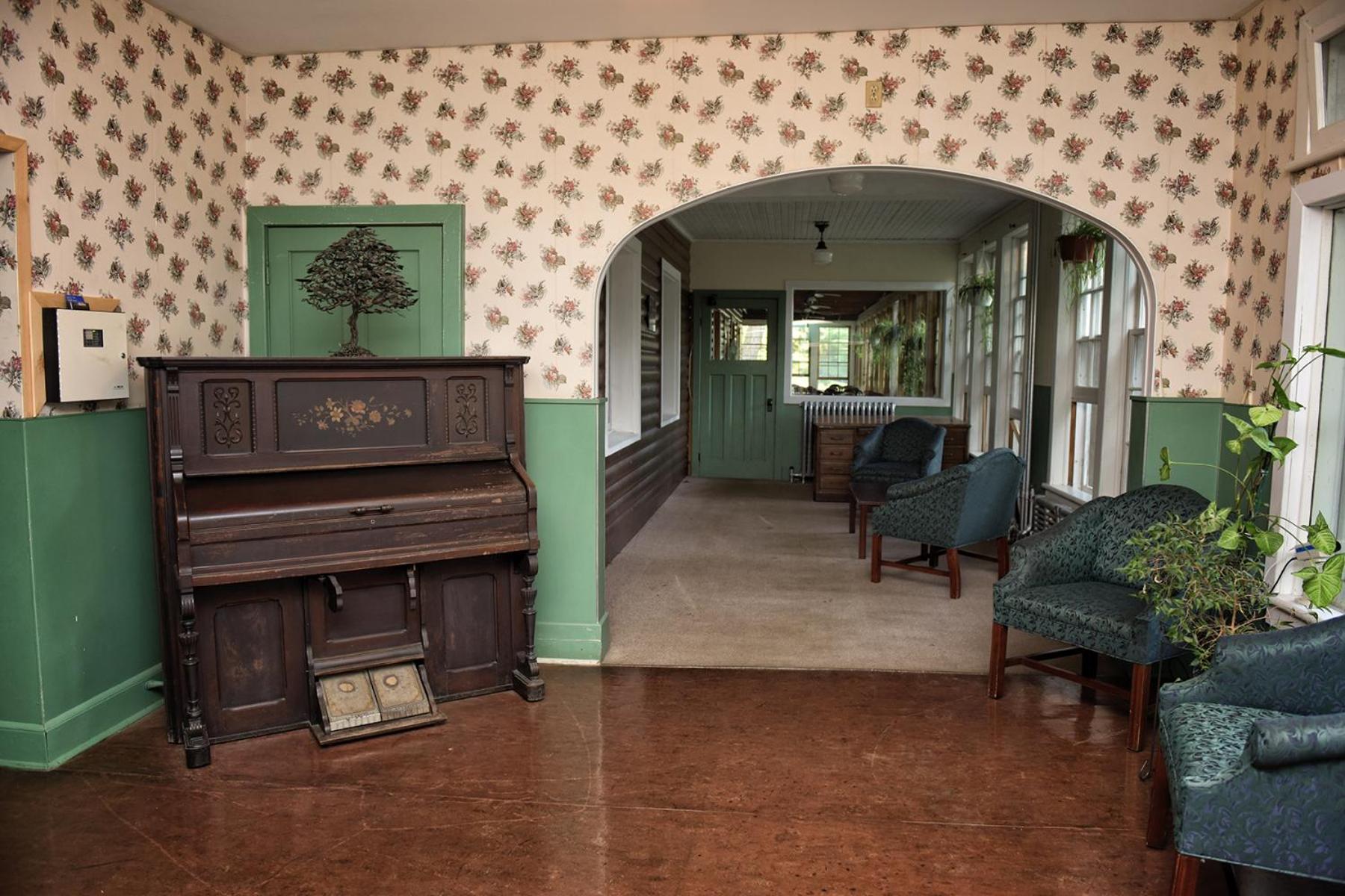 Pine Lodge