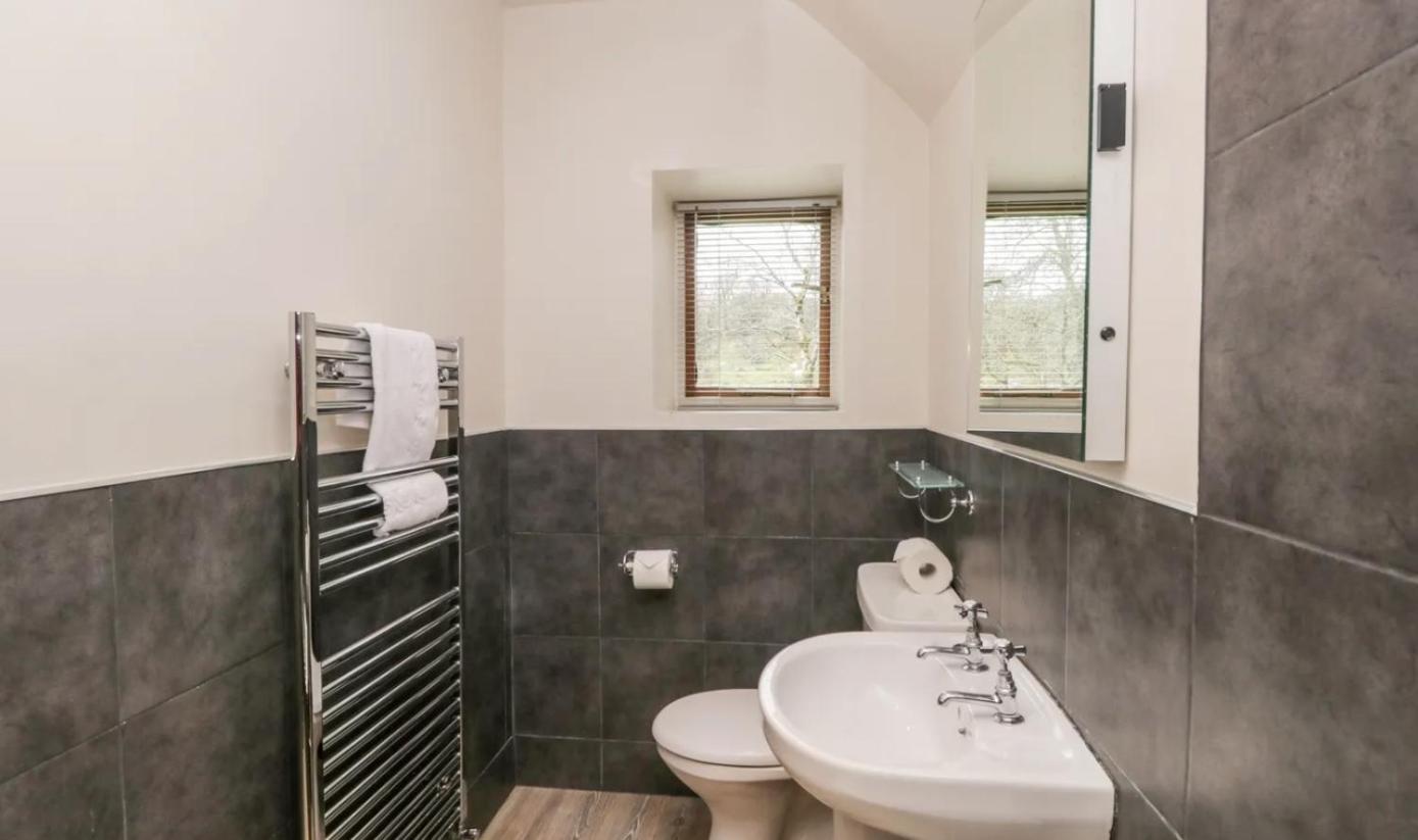 Scandale Cottage