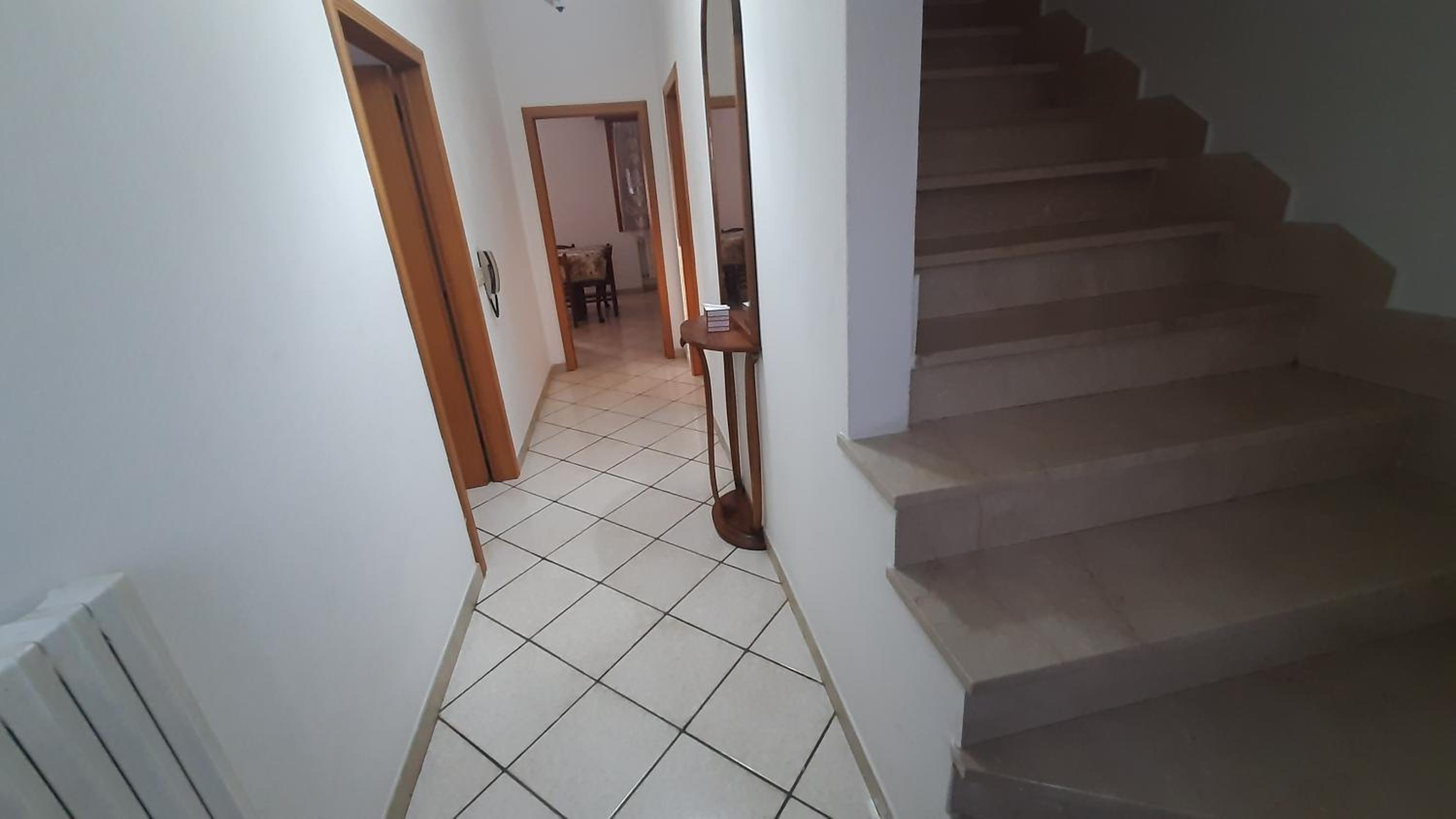 Casa con ingresso indipendente