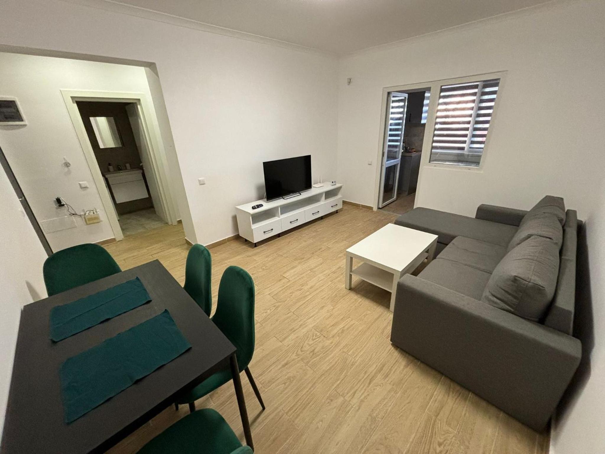 Militari Comfort Apartment view 3