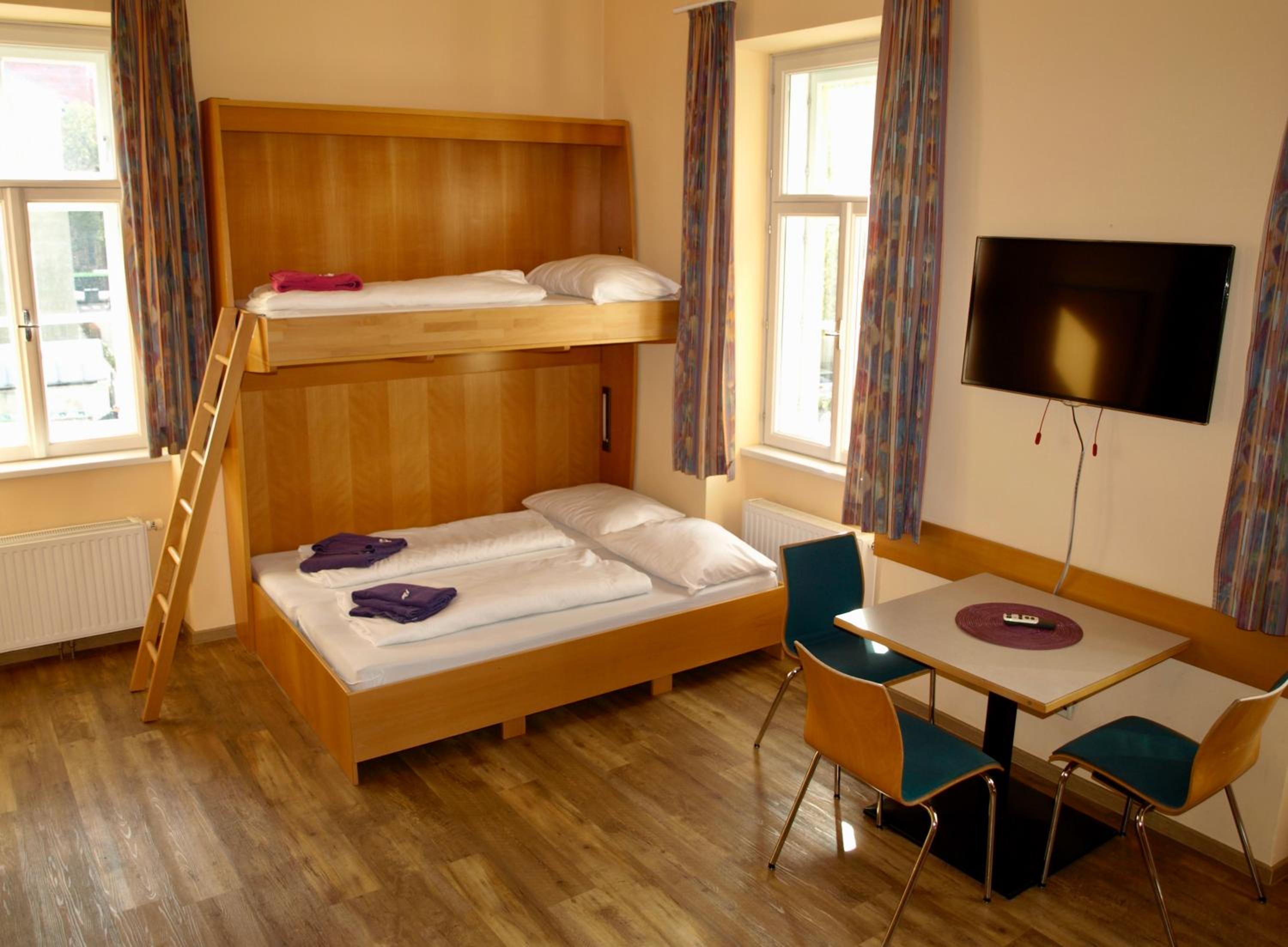 Junges Hotel Tulln - NÖ Jugendherbergswerk view 2