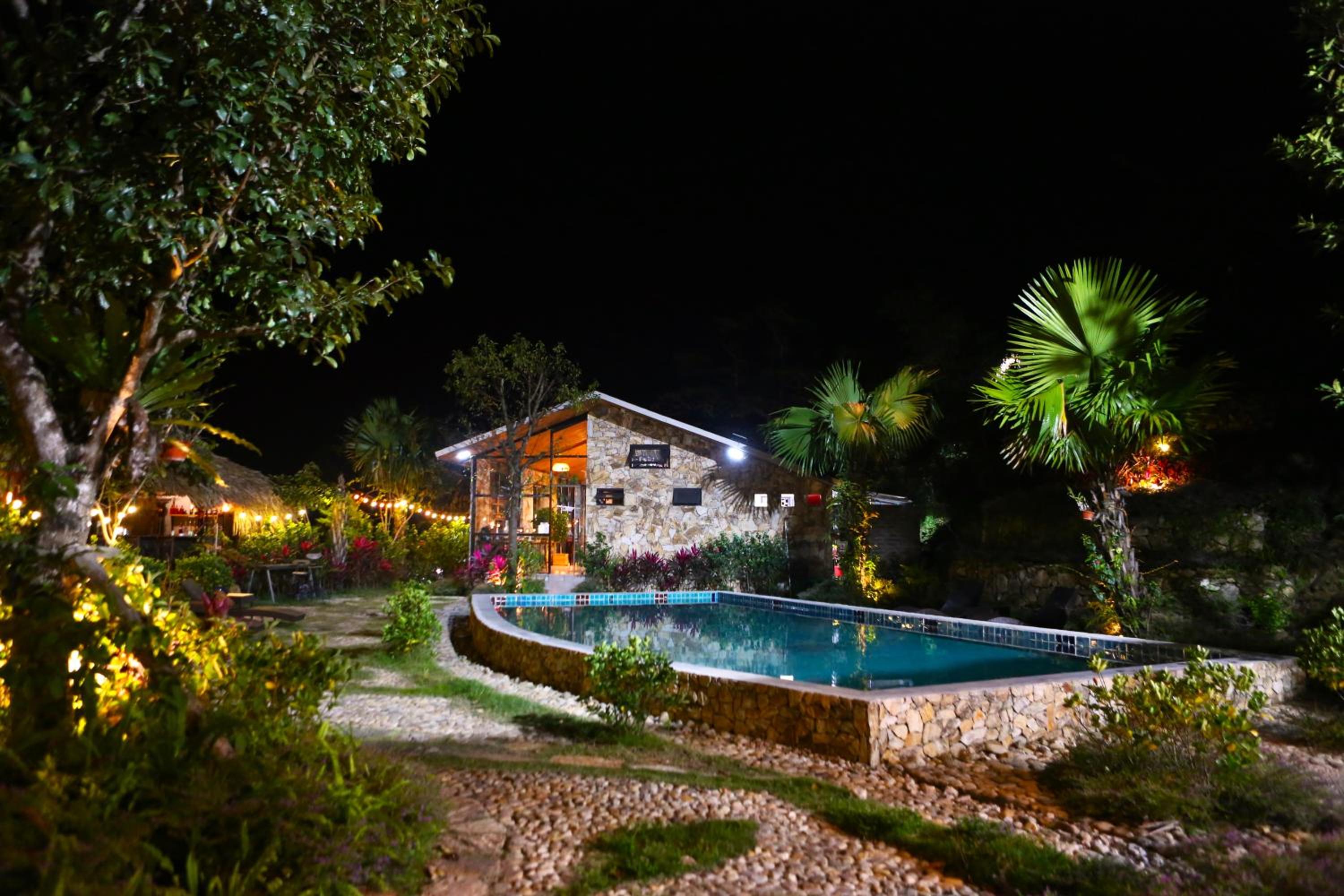 TV Palm Ecolodge Ha Giang