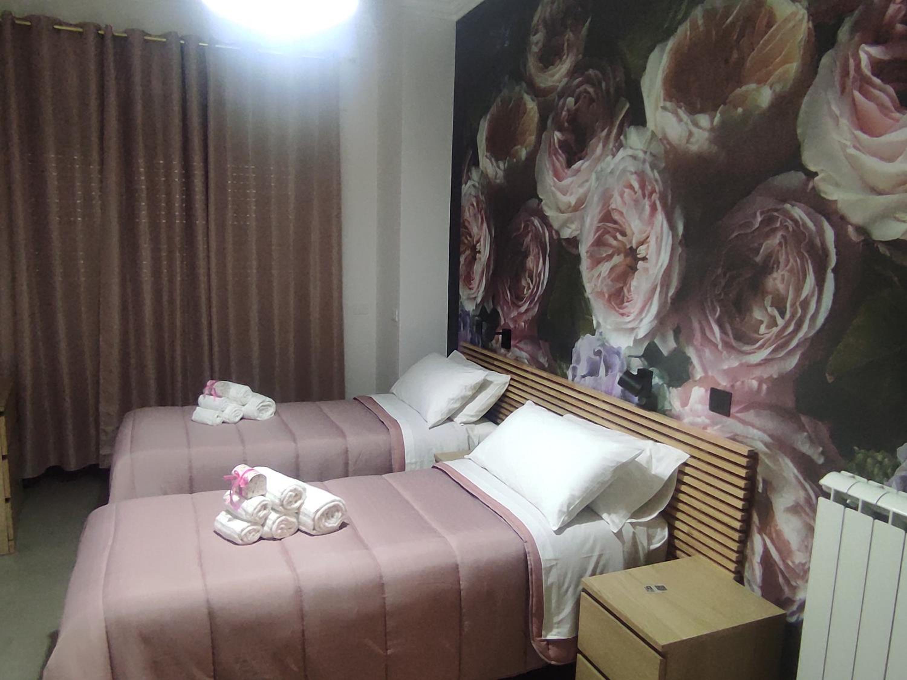 PeoniaMaximaHouse -Piazza Bologna-