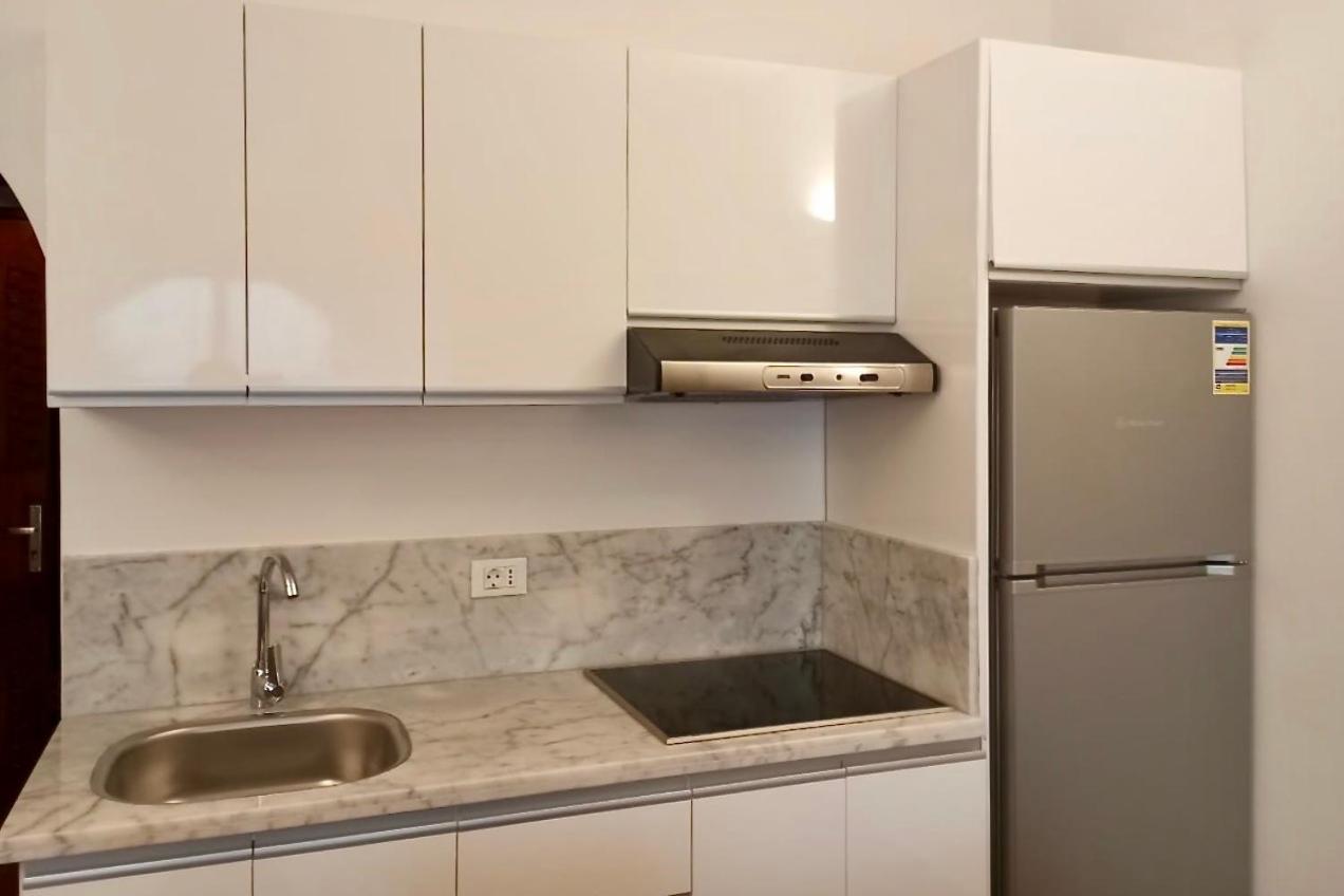 Appartamento trilocale con vista mare Domina Coral Bay R23121 view 4