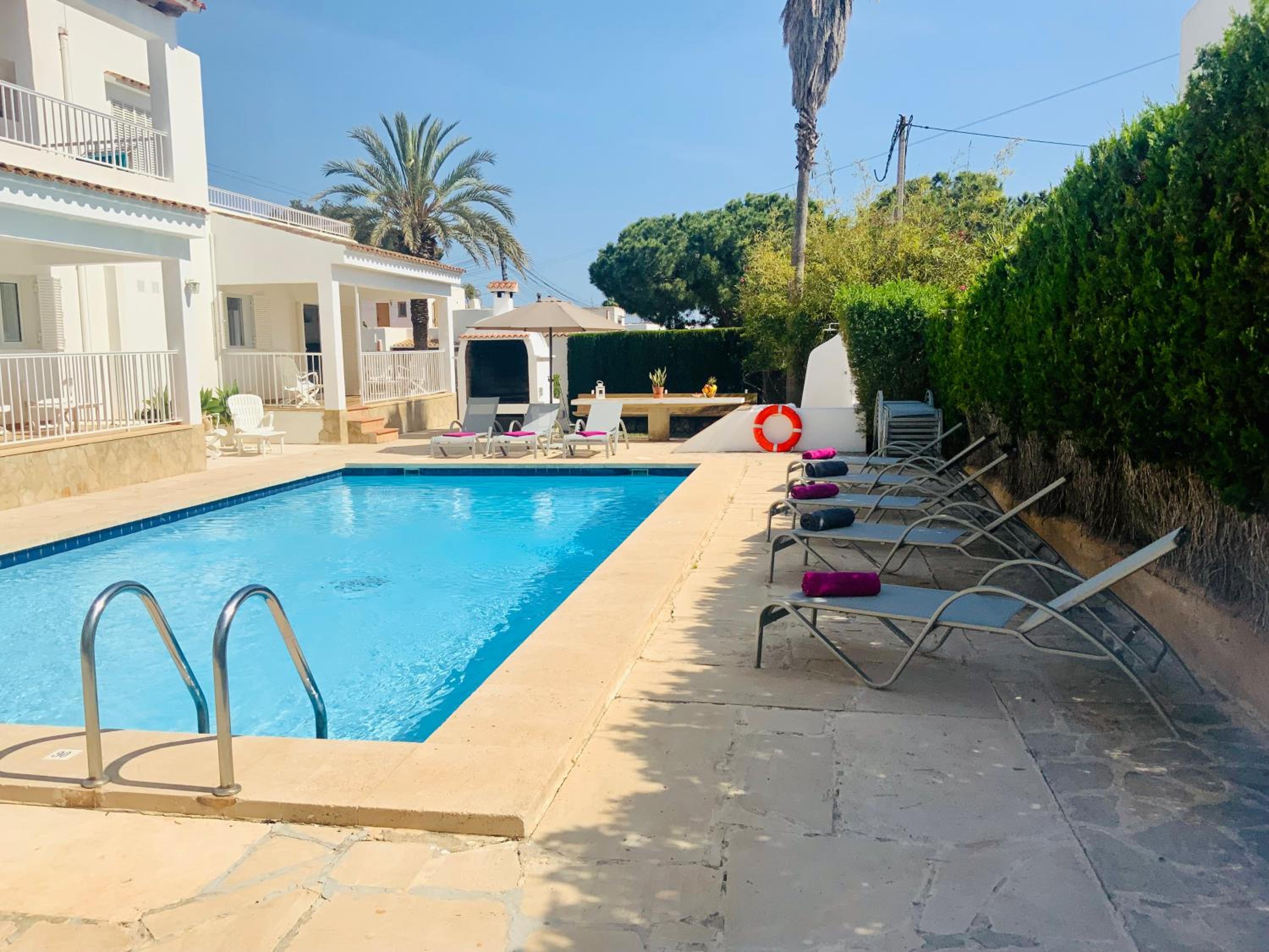 Sol Apartment. Pool, BBC, Free Wifi photo 4