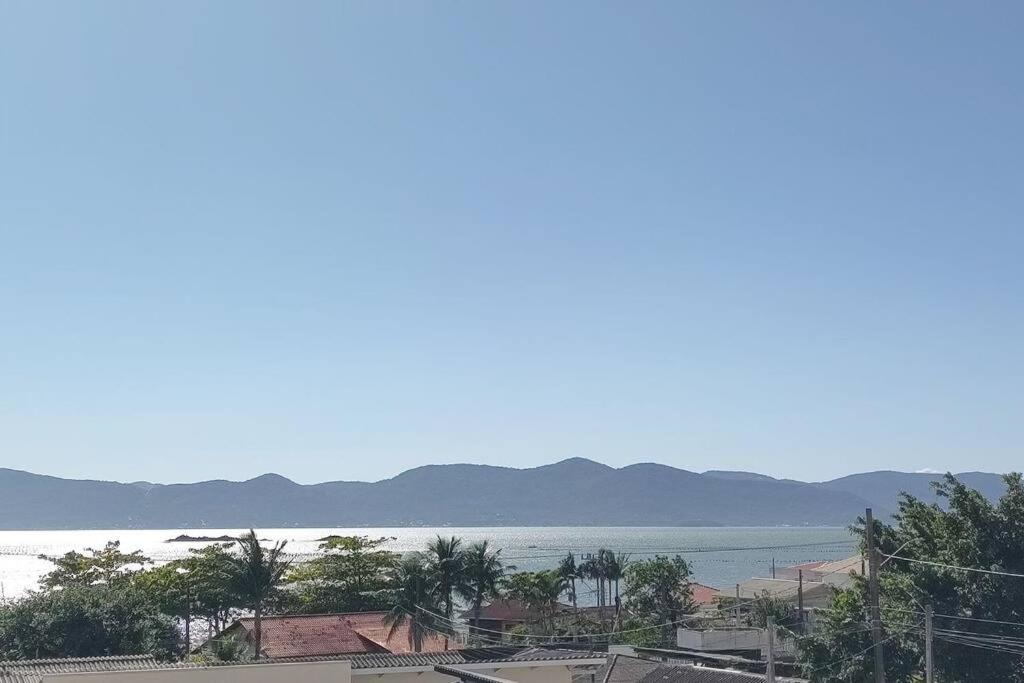 Apto na Praia de Fora - Palhoça