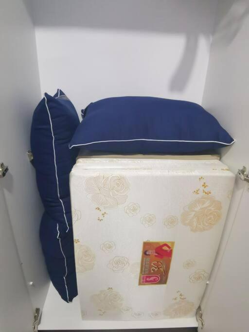 TAMAN UNIVERSITI THREE BEDROOMS 6-10Pax UTM, SKUDAI photo 6