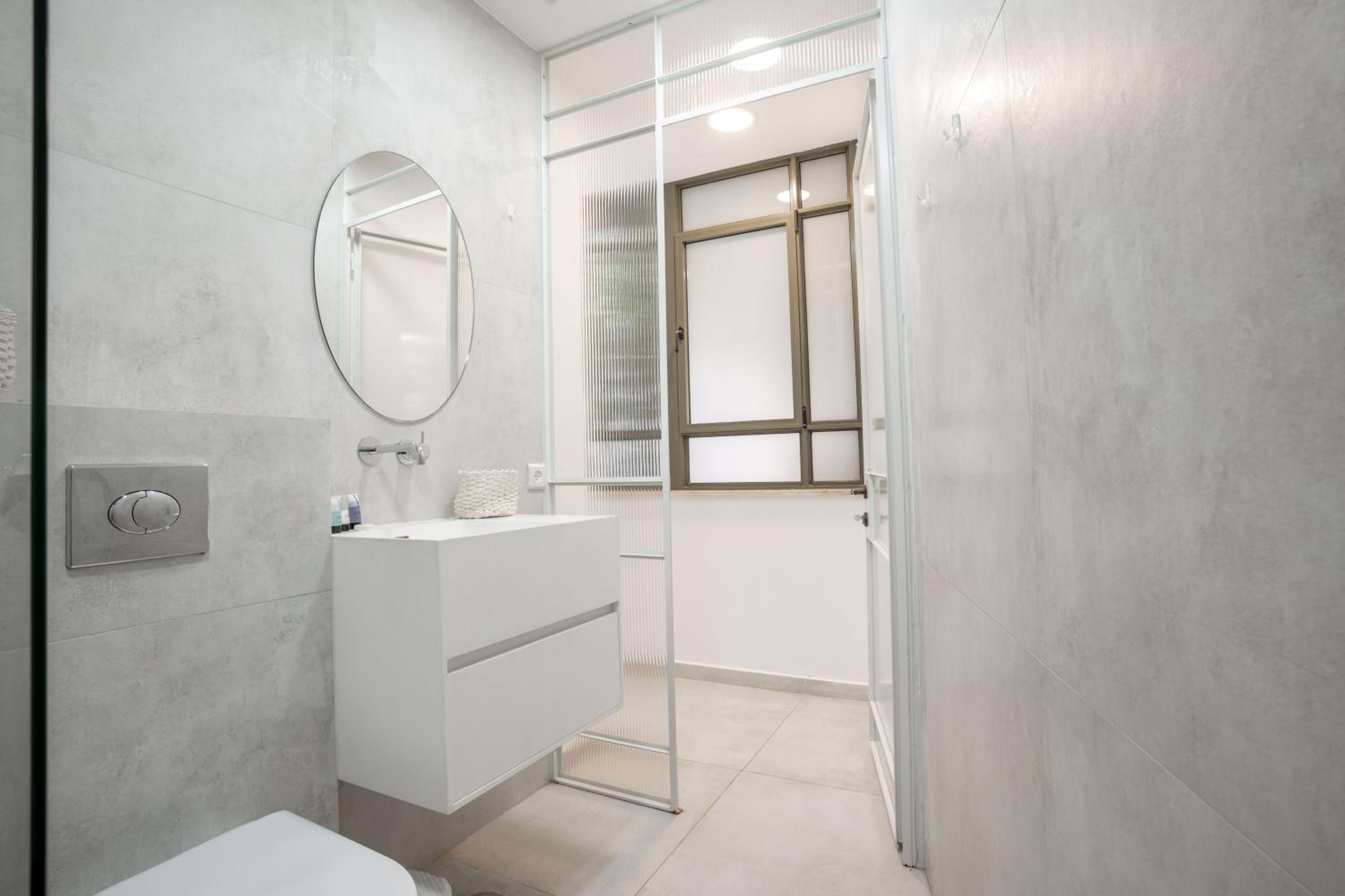 BnBIsrael apartments - Ben Yehouda Jonquille view 5