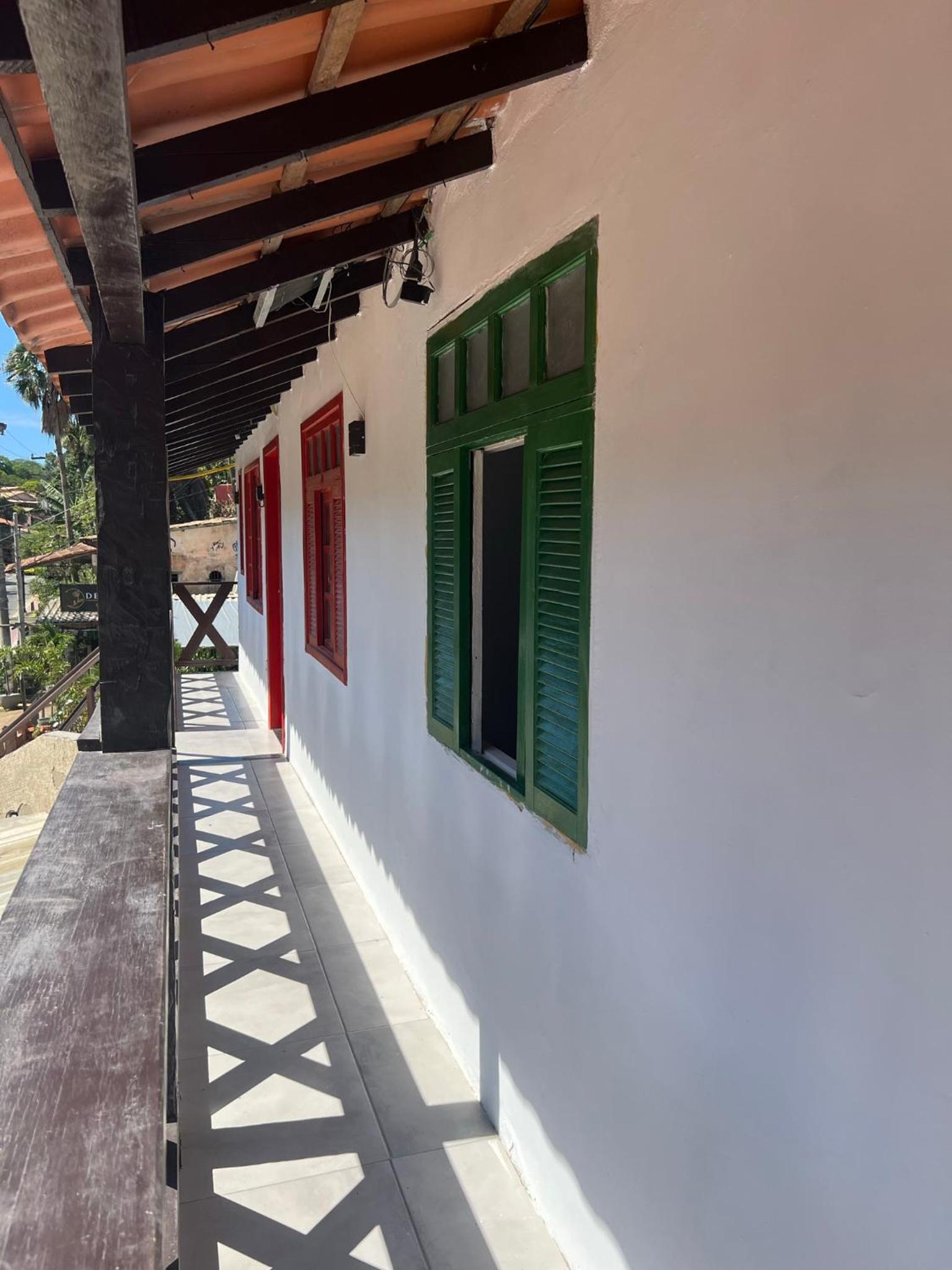 Apartamentos Charmosos na Avenida Principal de Buzios